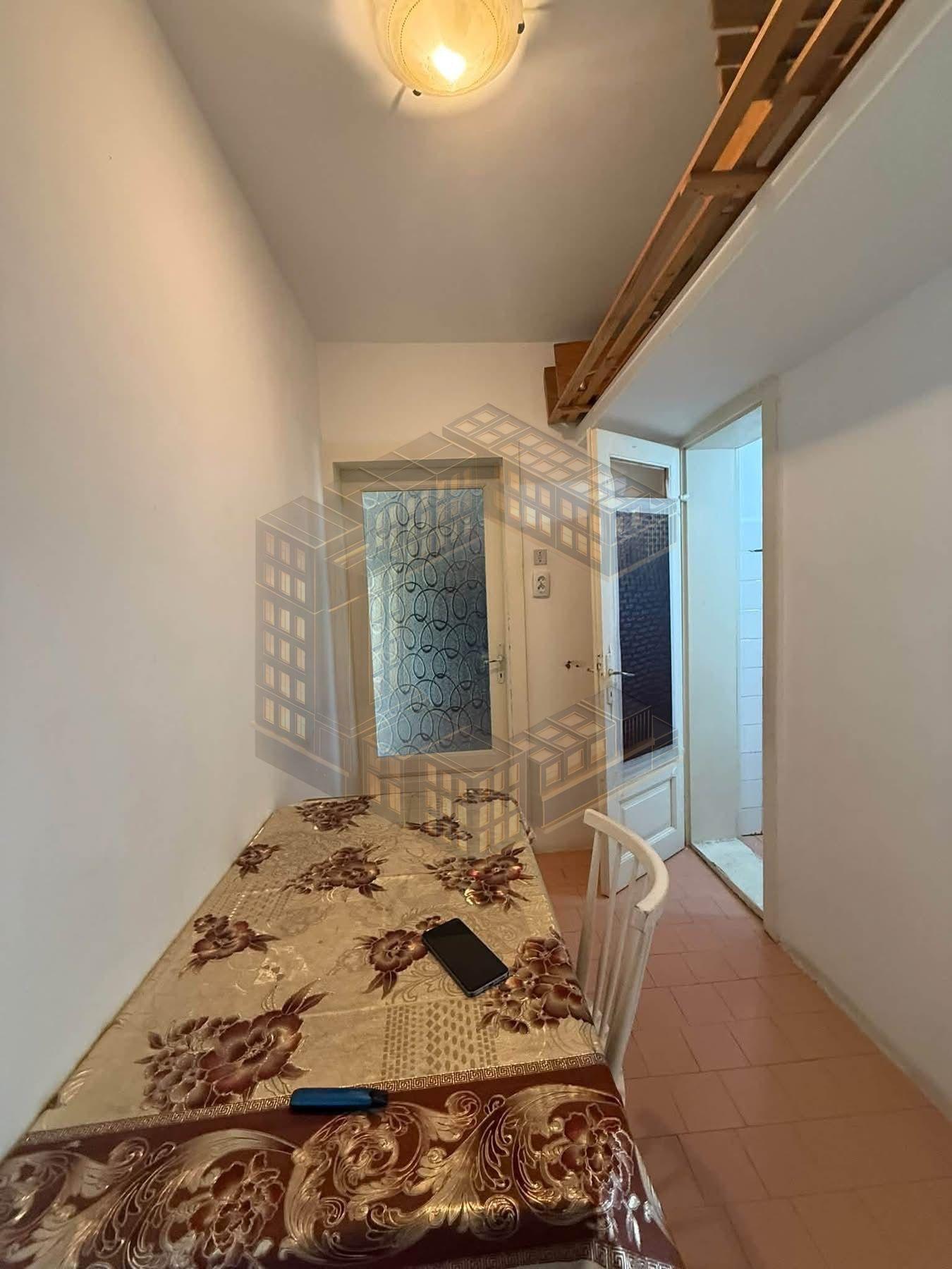 Apartament cu 2 camere, semidecomandat,etajul 2, zona Sagului - 5