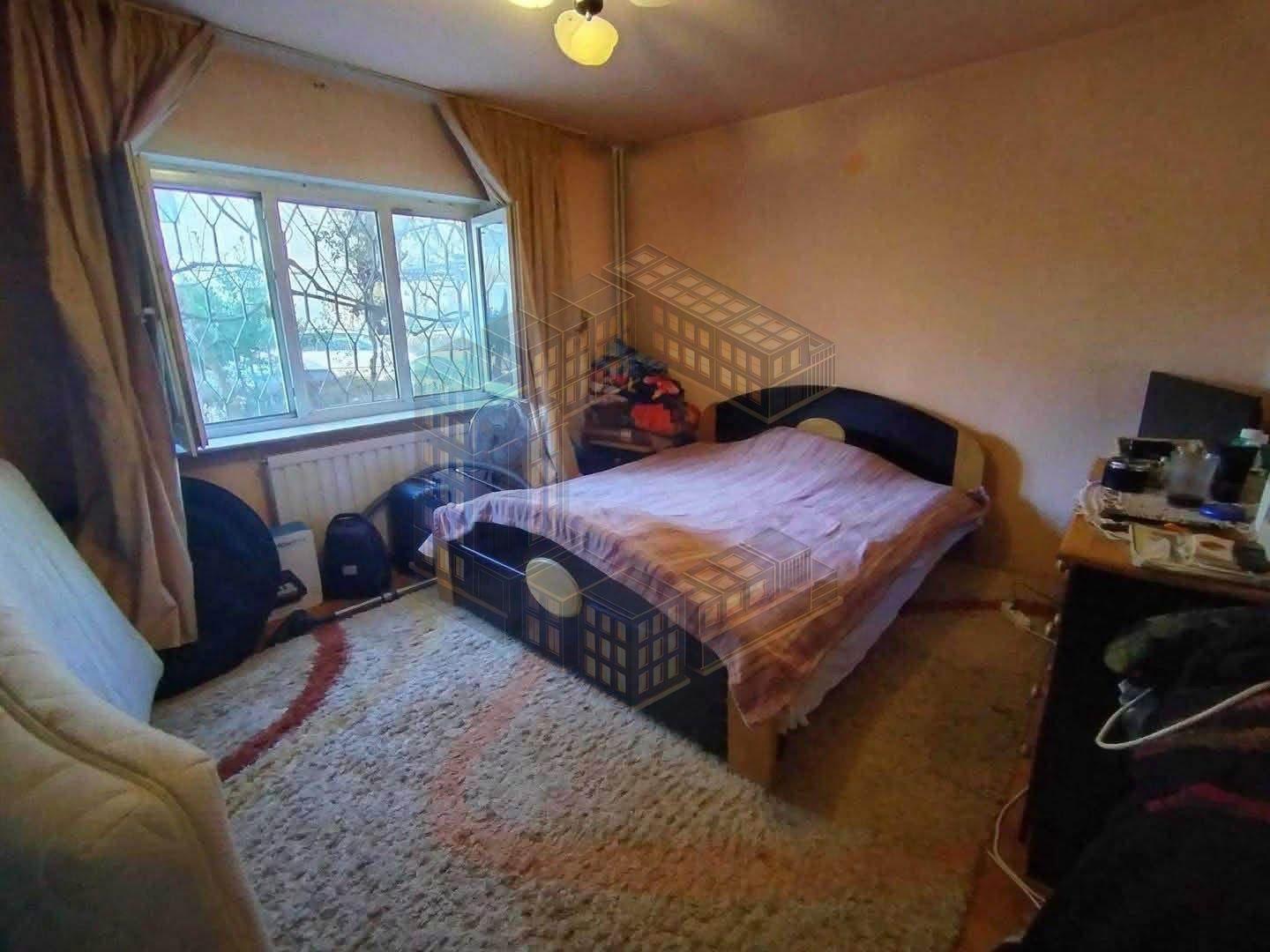 Apartament cu 3 camere, decomandat, centrala,de vânzare, Girocului - 4