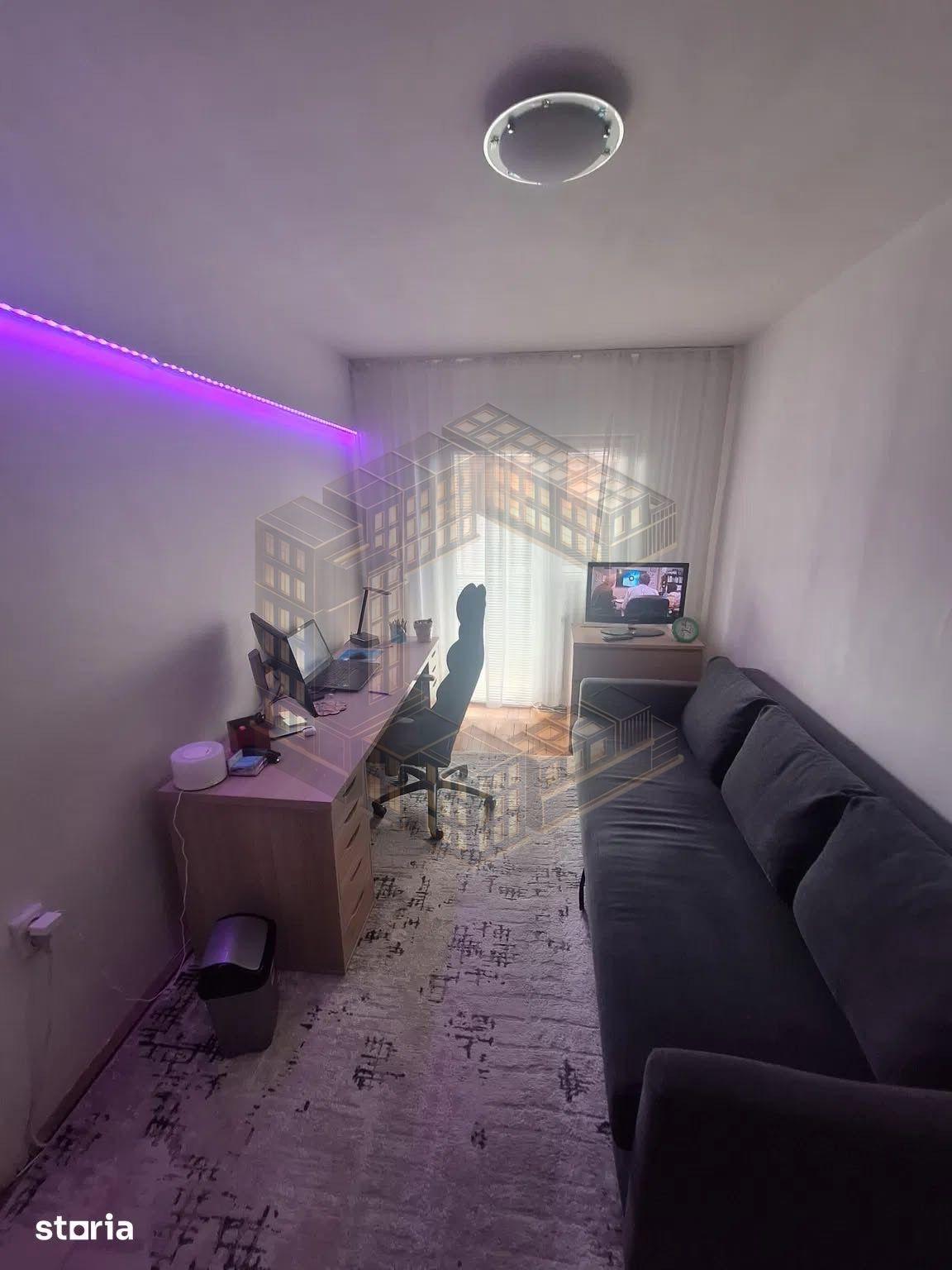 Apartament cu 3 camere,decomandat,etaj intermediar,de vânzare,Giroculu - 2