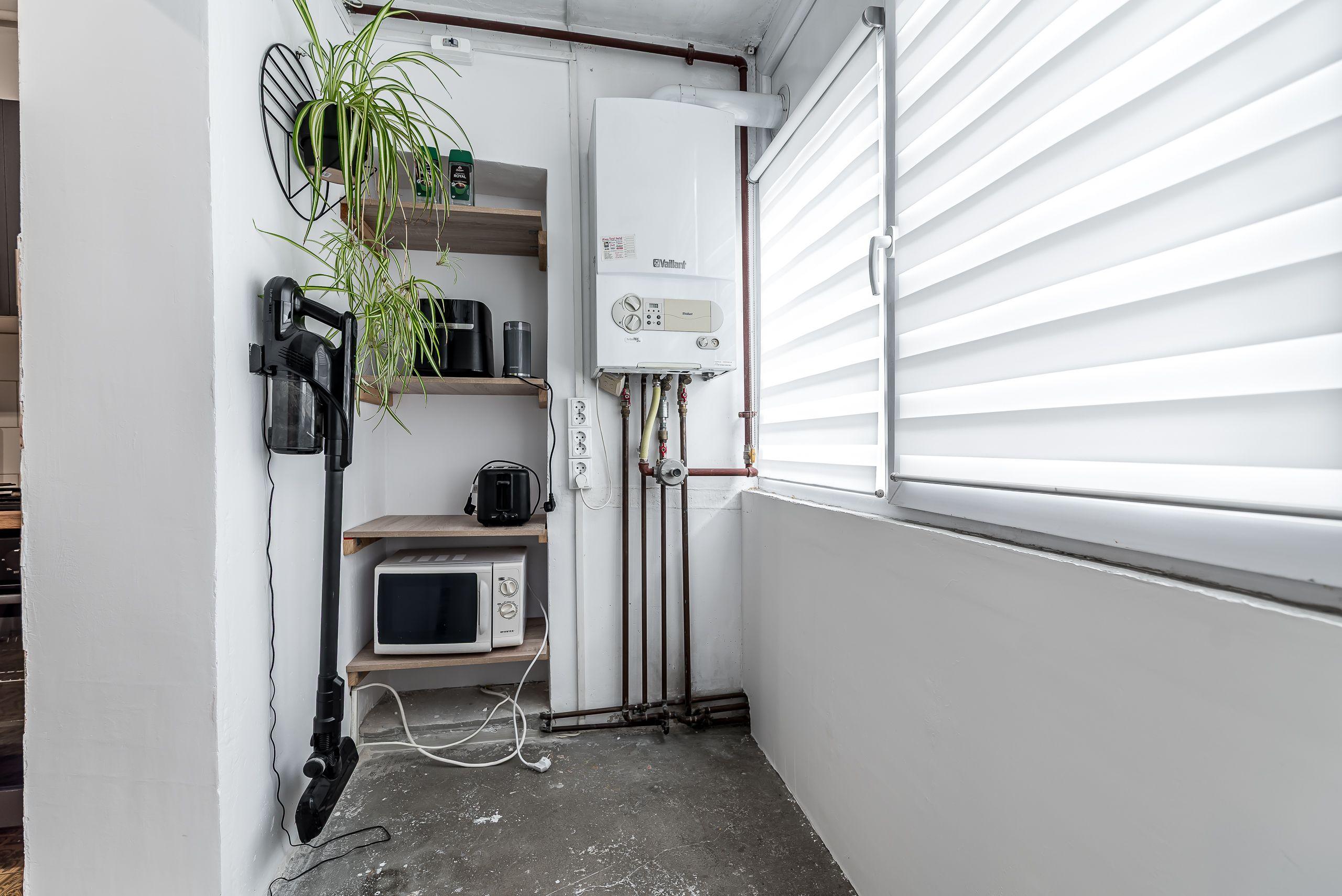 Apartament 2 camere decomandat - Etaj 2 - zona UTA - COMISION 0 - 5