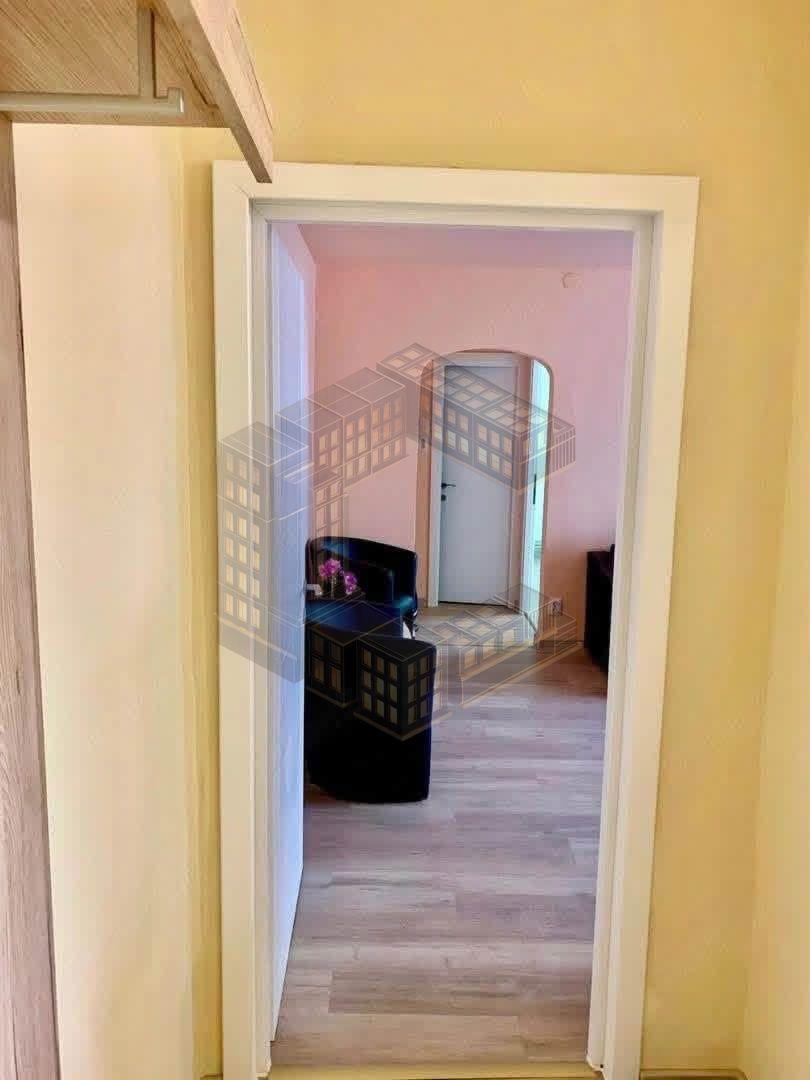 Apartament cu 2 camere, semidecomandat, centrala proprie, de vanzare - 3