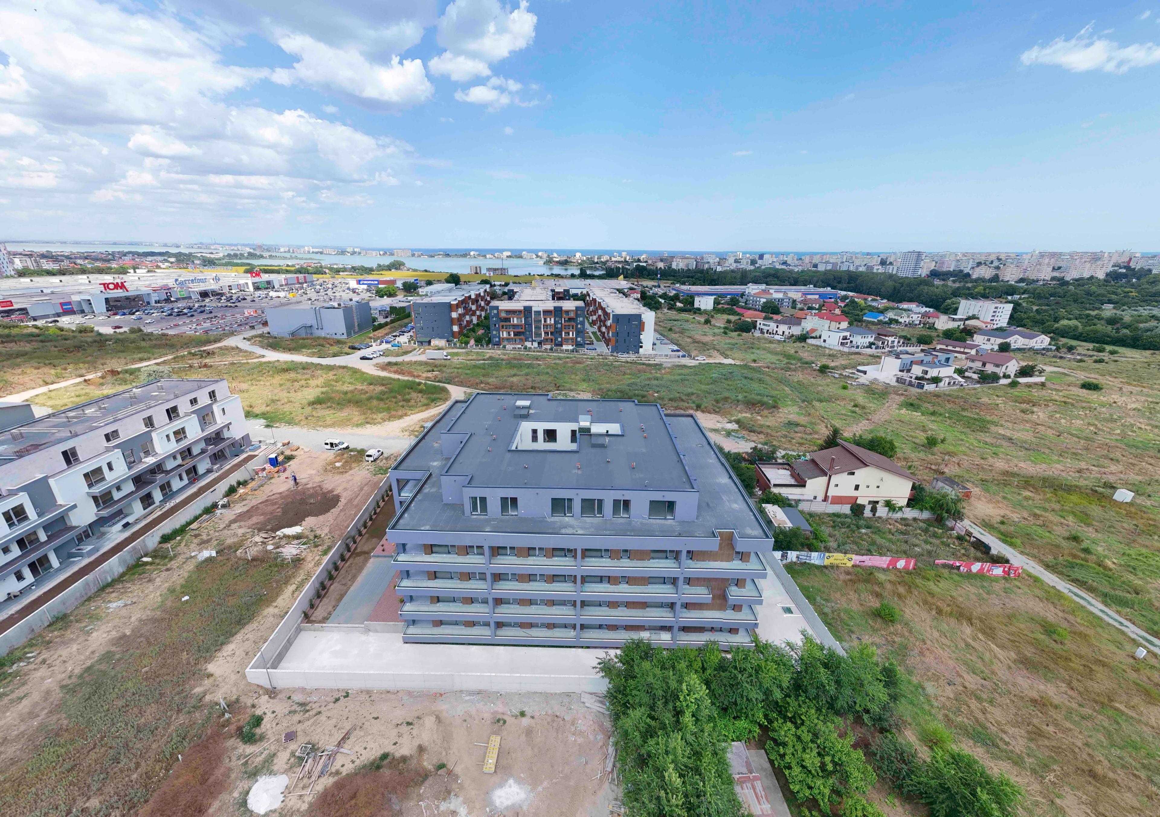 Tomis Nord/Carrefour-Apartament 3 camere decomandate, bloc nou. - 14
