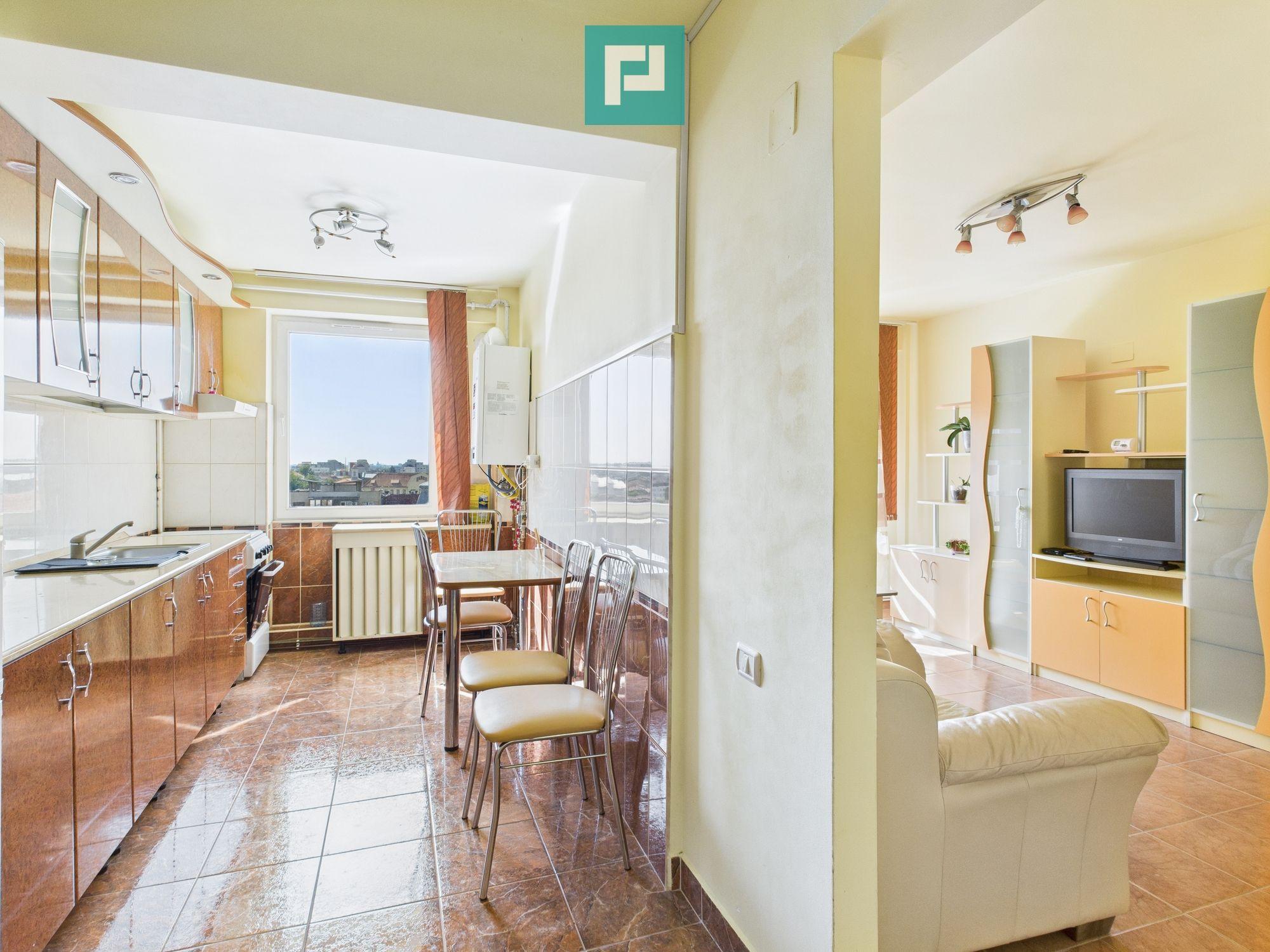 Apartament de închiriat ultracentral Libelula Arad - 1