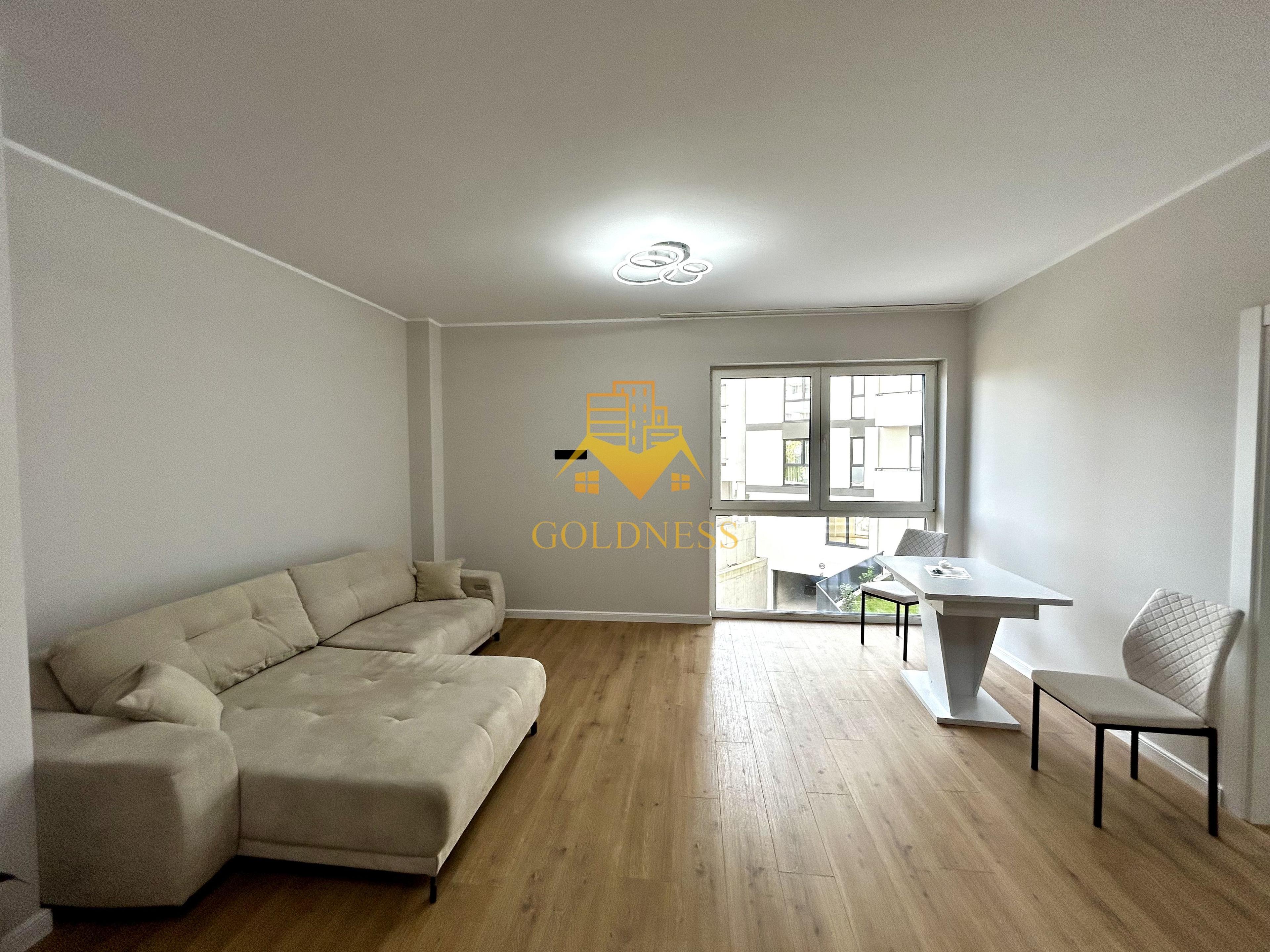 2 camere open space, Parcare, Prima Inchiriere, Piata Oser, Bulgaria - 1