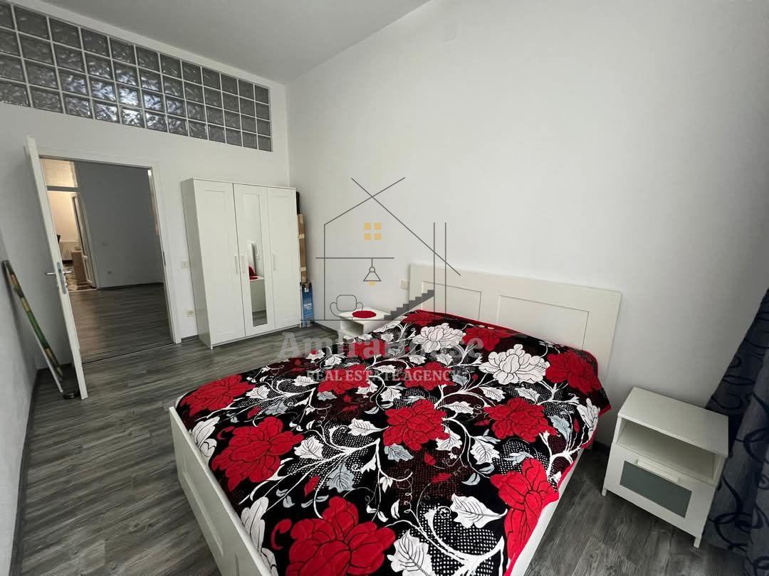 Apartament 3 camere, finisat, 75 mp si pod mansardabil, Bulevardul Eroilor - 20