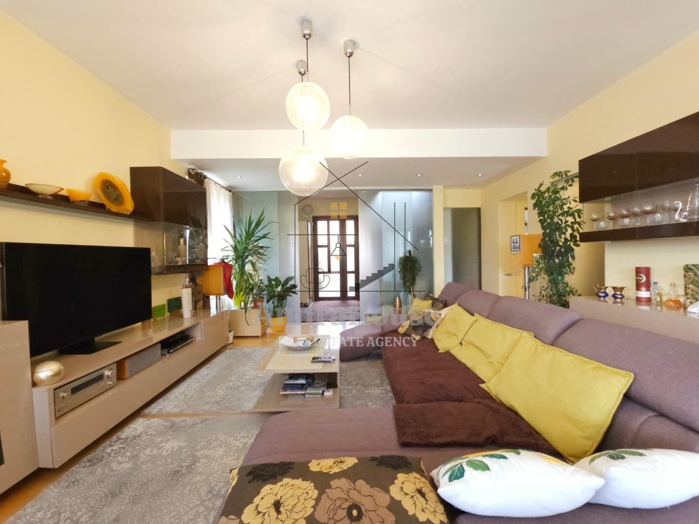 Casa individuala 5 camere, teren 600 mp, finisata, 167 mp utili zona str Oasului - 11
