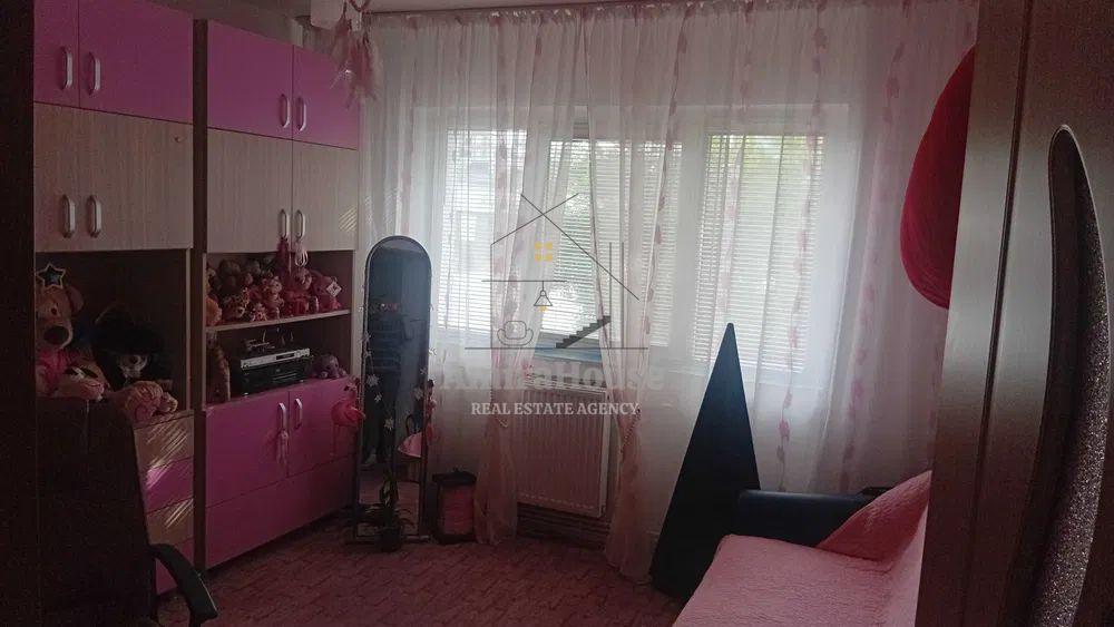 Apartament 2 camere, decomandat, etaj 1, str Tulcea - 5