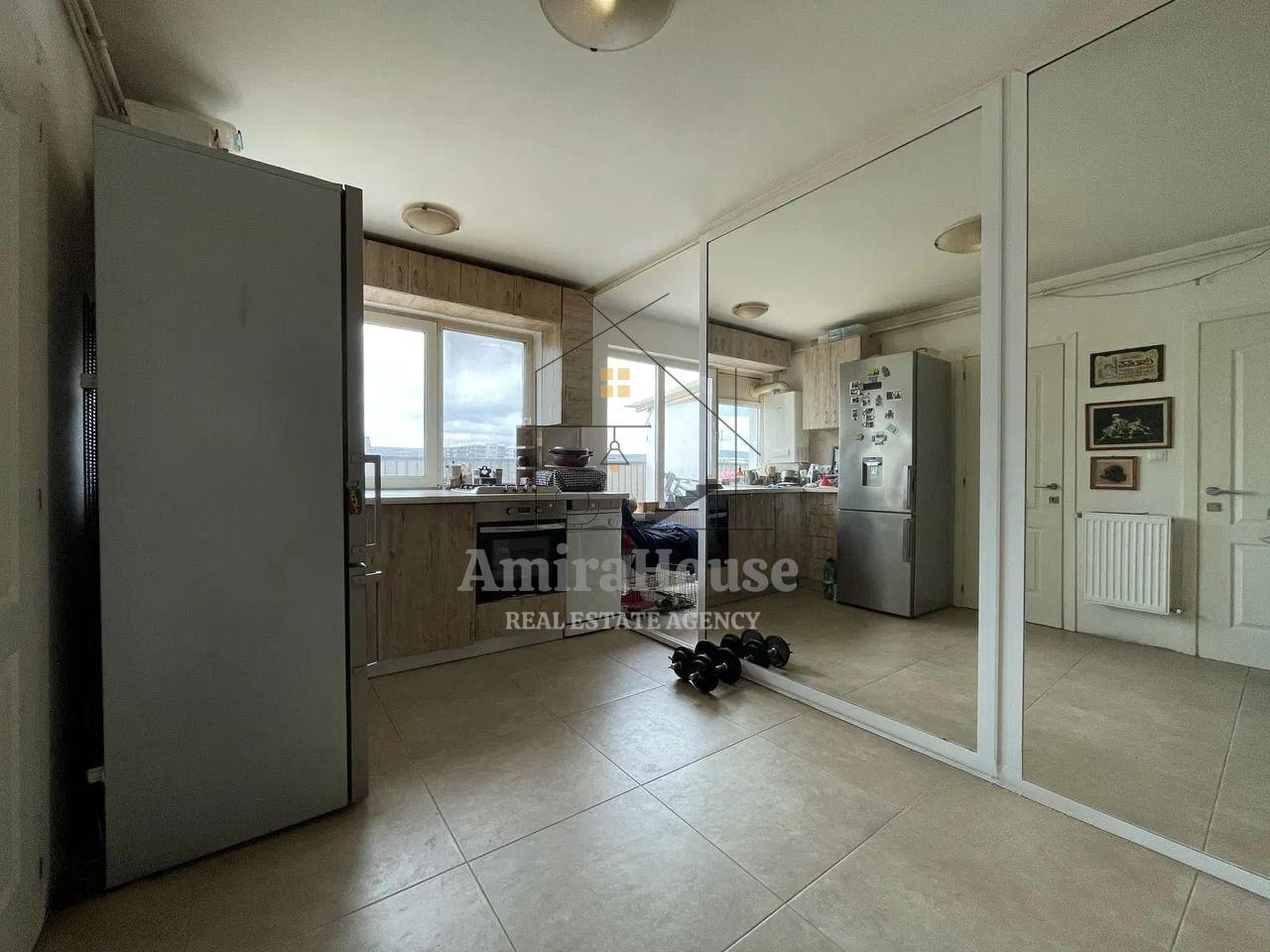 Apartament 1 camera, 32 mp, terasa 21 mp, Intre Lacuri - 1