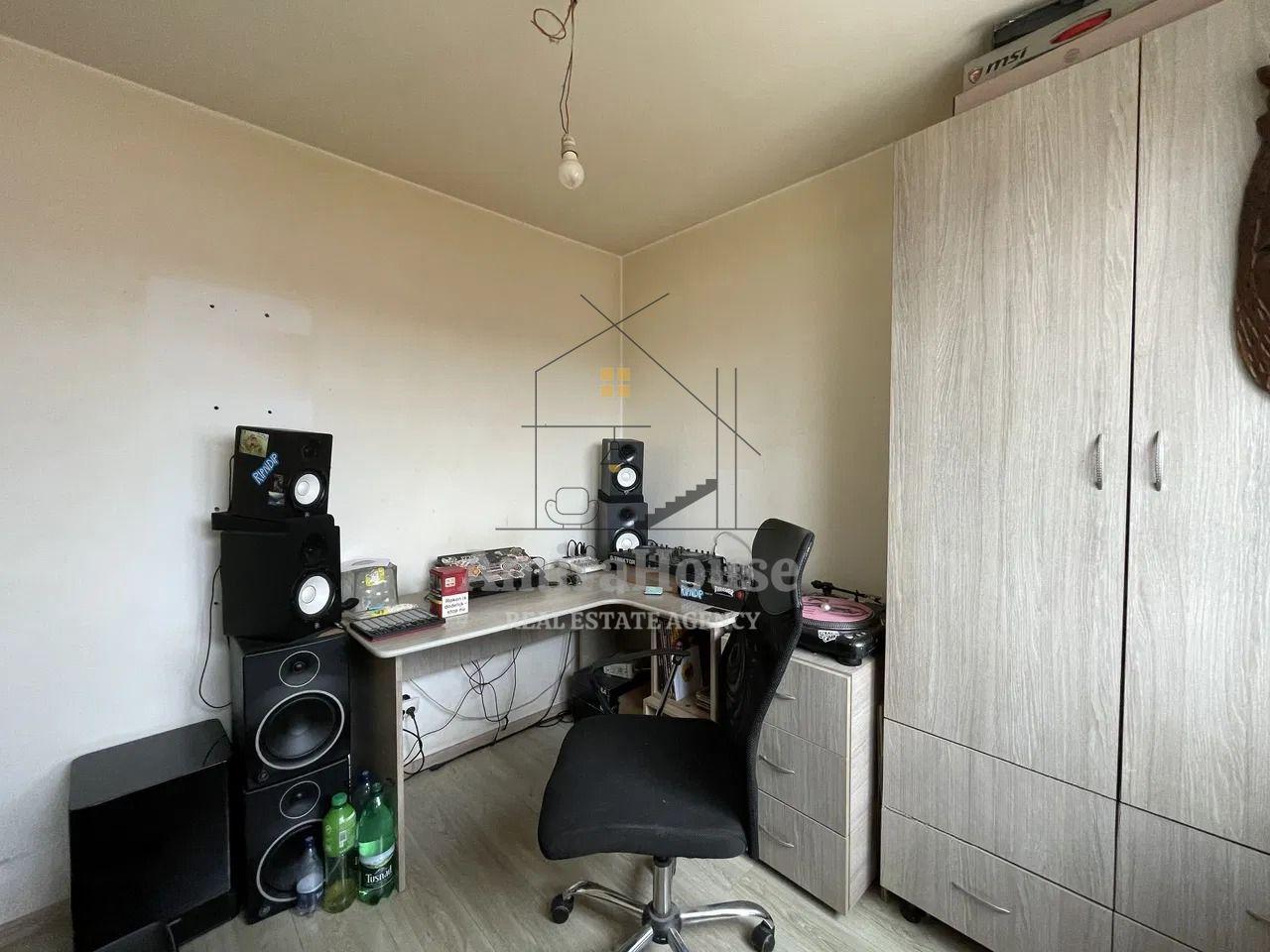 Apartament 1 camera, 32 mp, terasa 21 mp, Intre Lacuri - 10