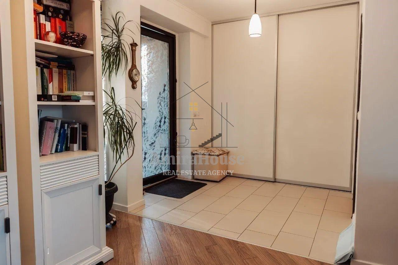 Duplex/unitate locativa, finisat, mobilat, teren 180 mp, Europa - 10