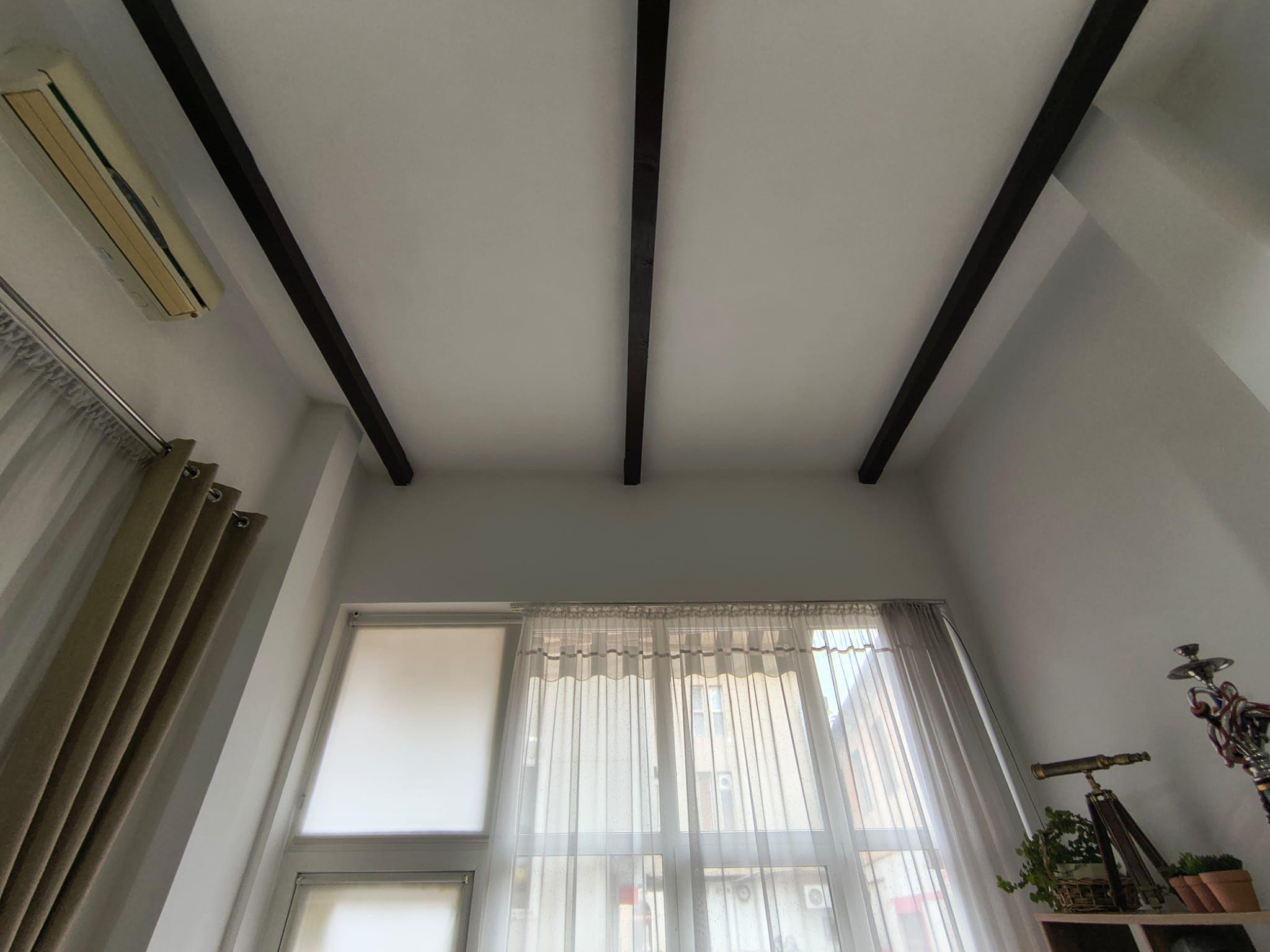 Spatiu comercial, ultracentral, Republicii, Oradea. 95 000 E. Com 0 - 4