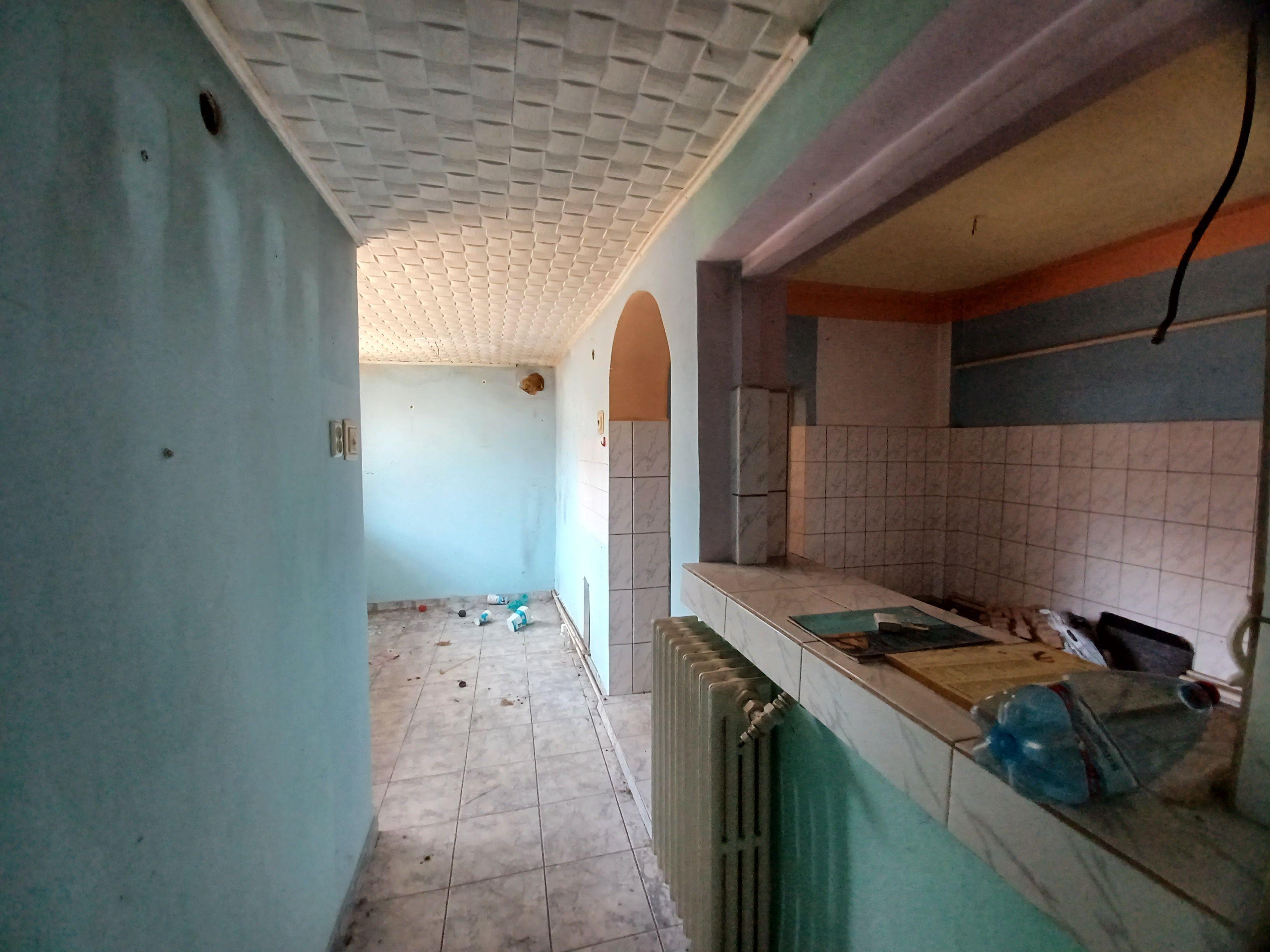 Casă, 500 mp, Muntele Găina. 600 E/lună (neg). Comision 0. - 24