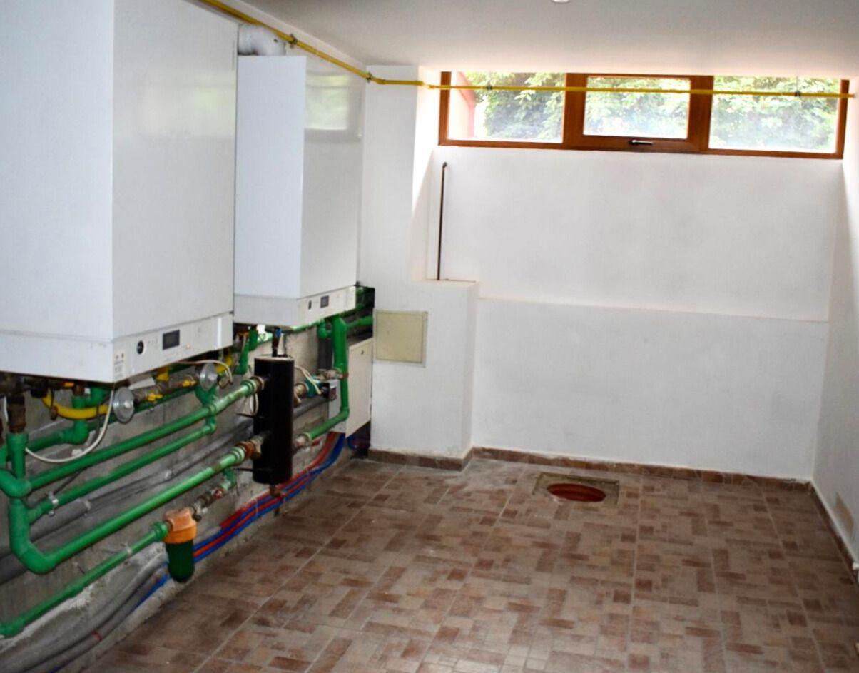 Inchiriere casa individuala multifunctionala zona rezidentiala Bunloc - 15