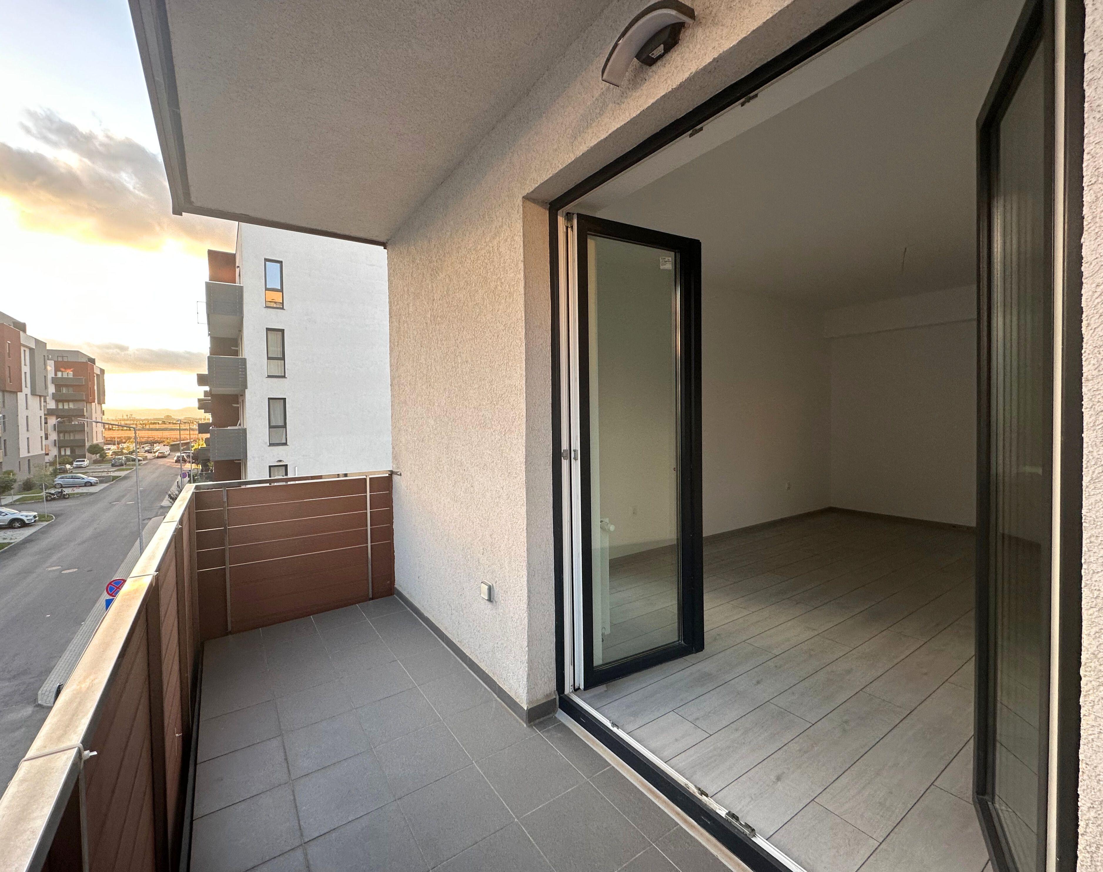 VÂNZARE APARTAMENT 2,5 CAMERE NOU NELOCUIT - 6