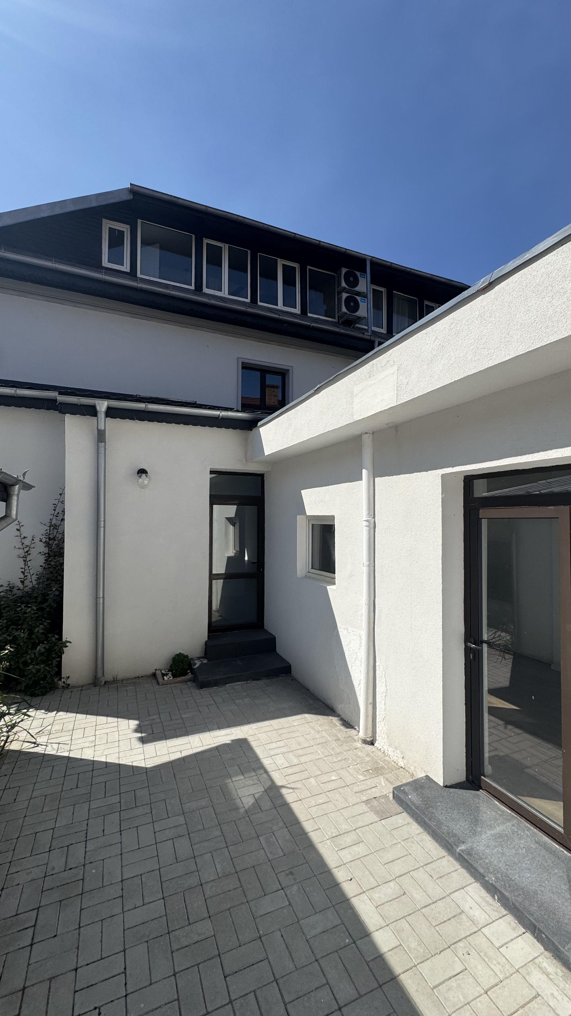 Vila interbelica FLOREASCA P+1+M - 17