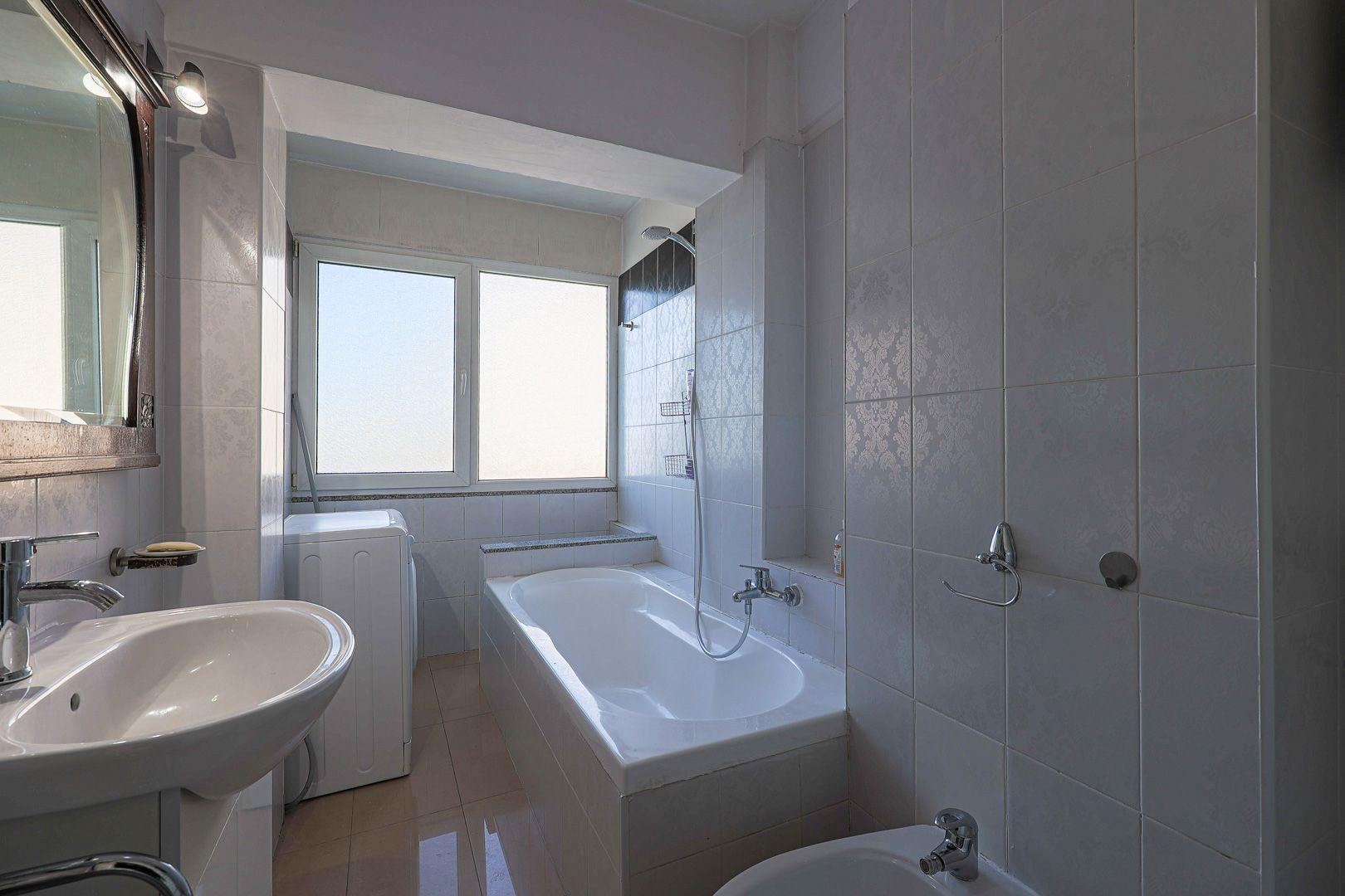PREȚ REDUS! Apartament mobilat, cu 2 camere,în Piața Spitalului. - 10