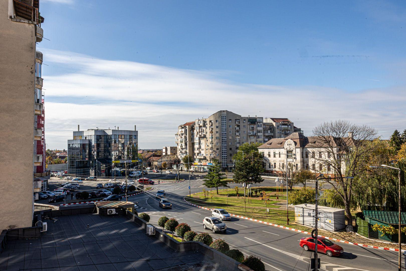 PREȚ REDUS! Apartament mobilat, cu 2 camere,în Piața Spitalului. - 4
