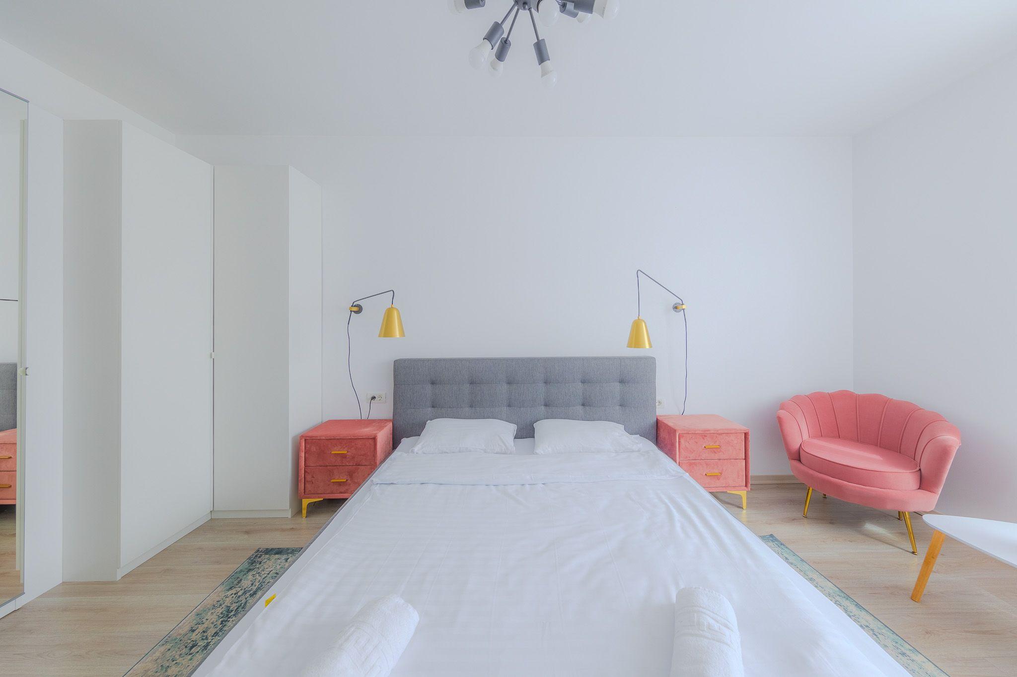 Apartament 3 camere, ultracentral, Oradea. 287 000 E. Comision 0 - 6