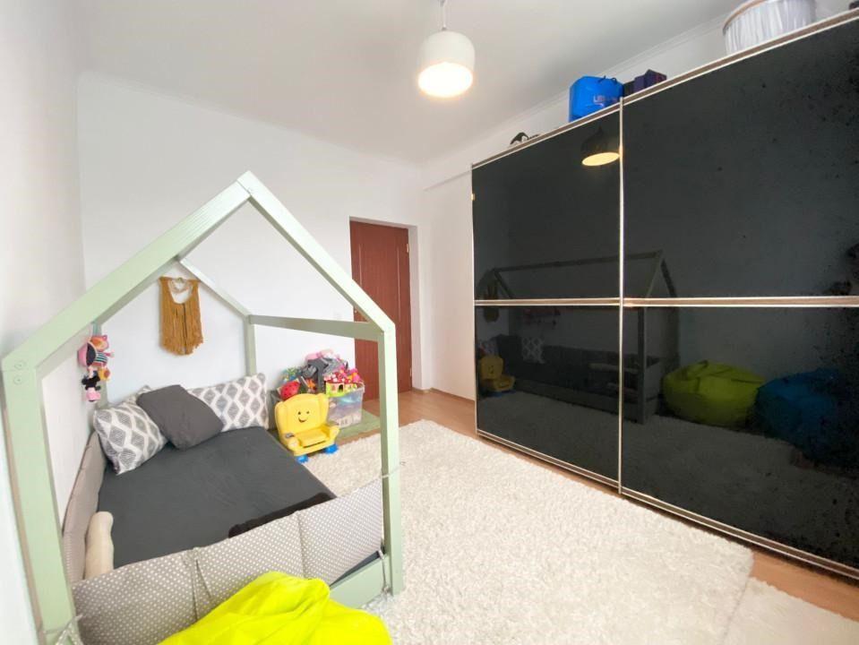 Apartament 3 camere, Gheorghe Doja, Oradea,70 mp. 125 000. Comision 0. - 3