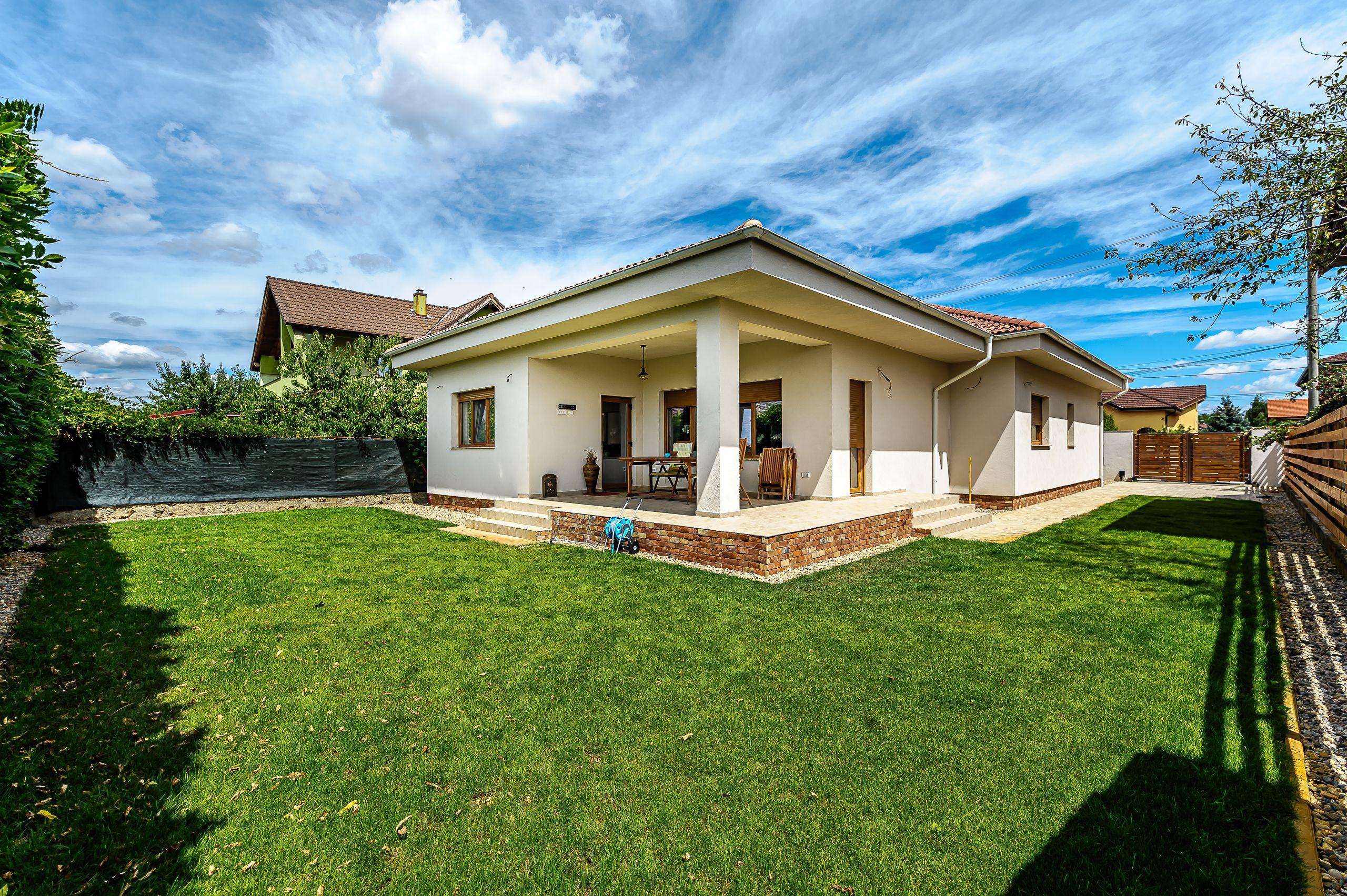 Vilă nouă superbă tip mediteranean, zona exclusivistă Tabacovici - 1