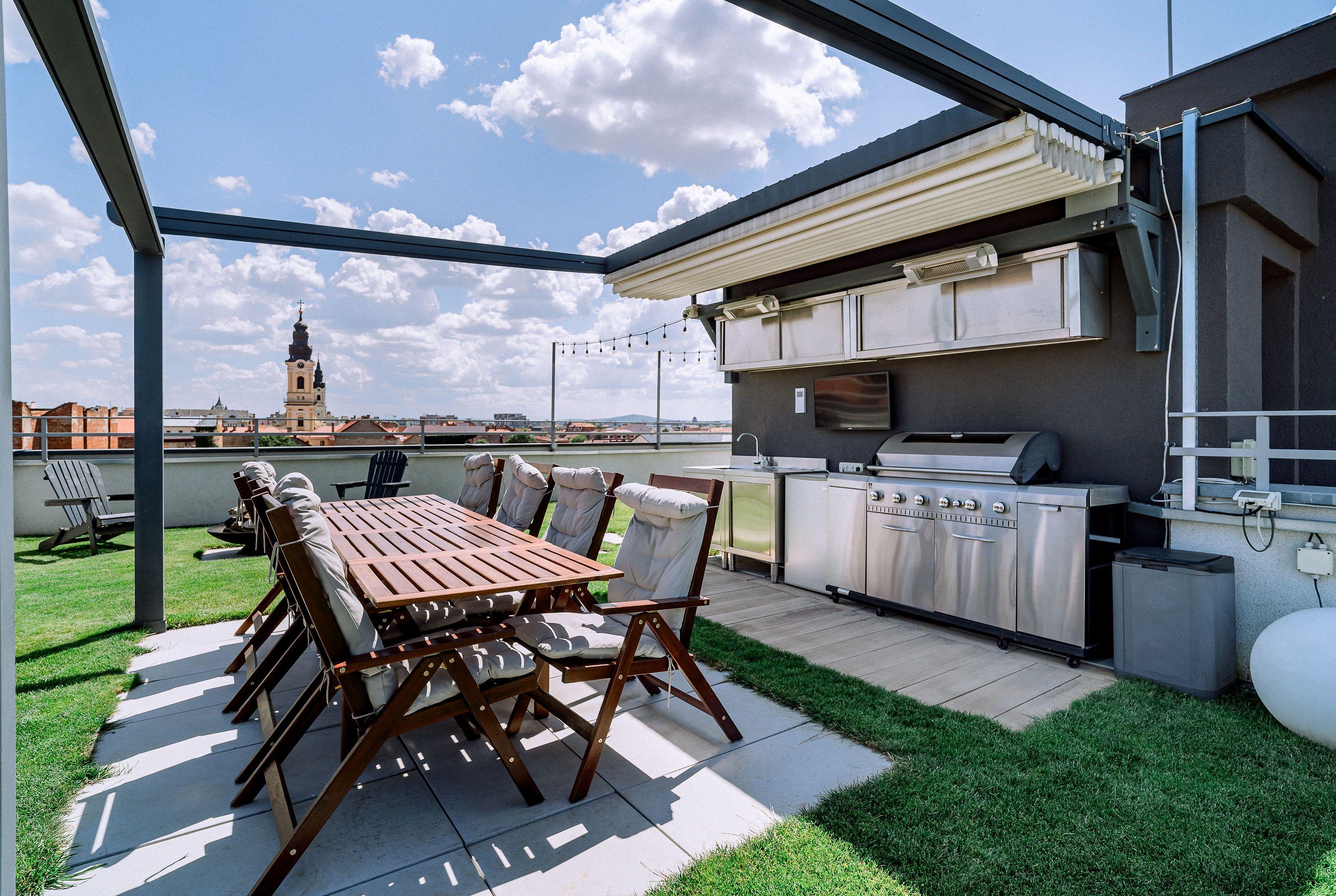 Penthouse 4 camere, ultracentral, Oradea. 800 000 E. Comision 0 - 21