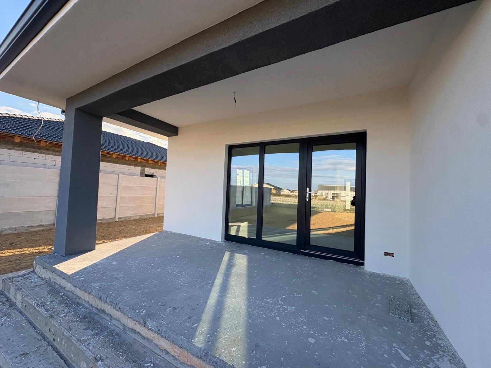 Casa Santandrei, 159 000 E (neg). Comision 0. - 14