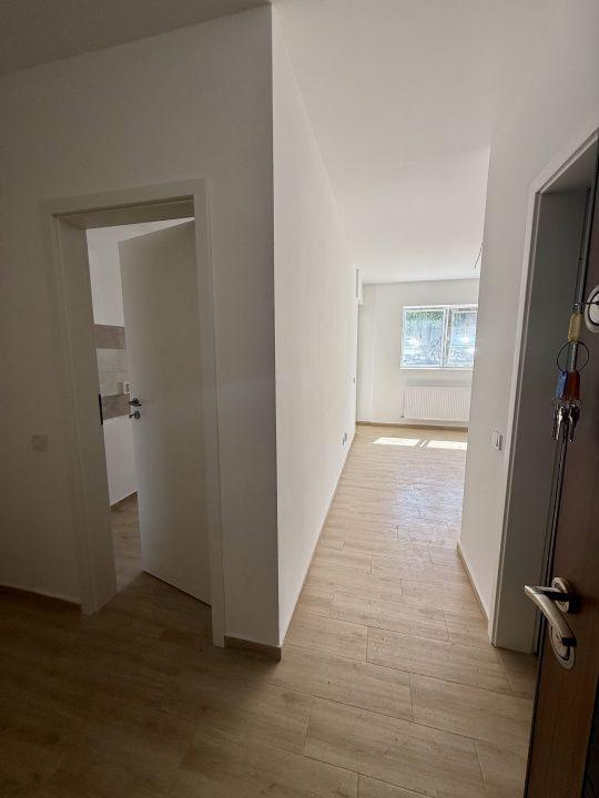 Garsoniera cartier Militari Residence - mutare imediata!! - 4