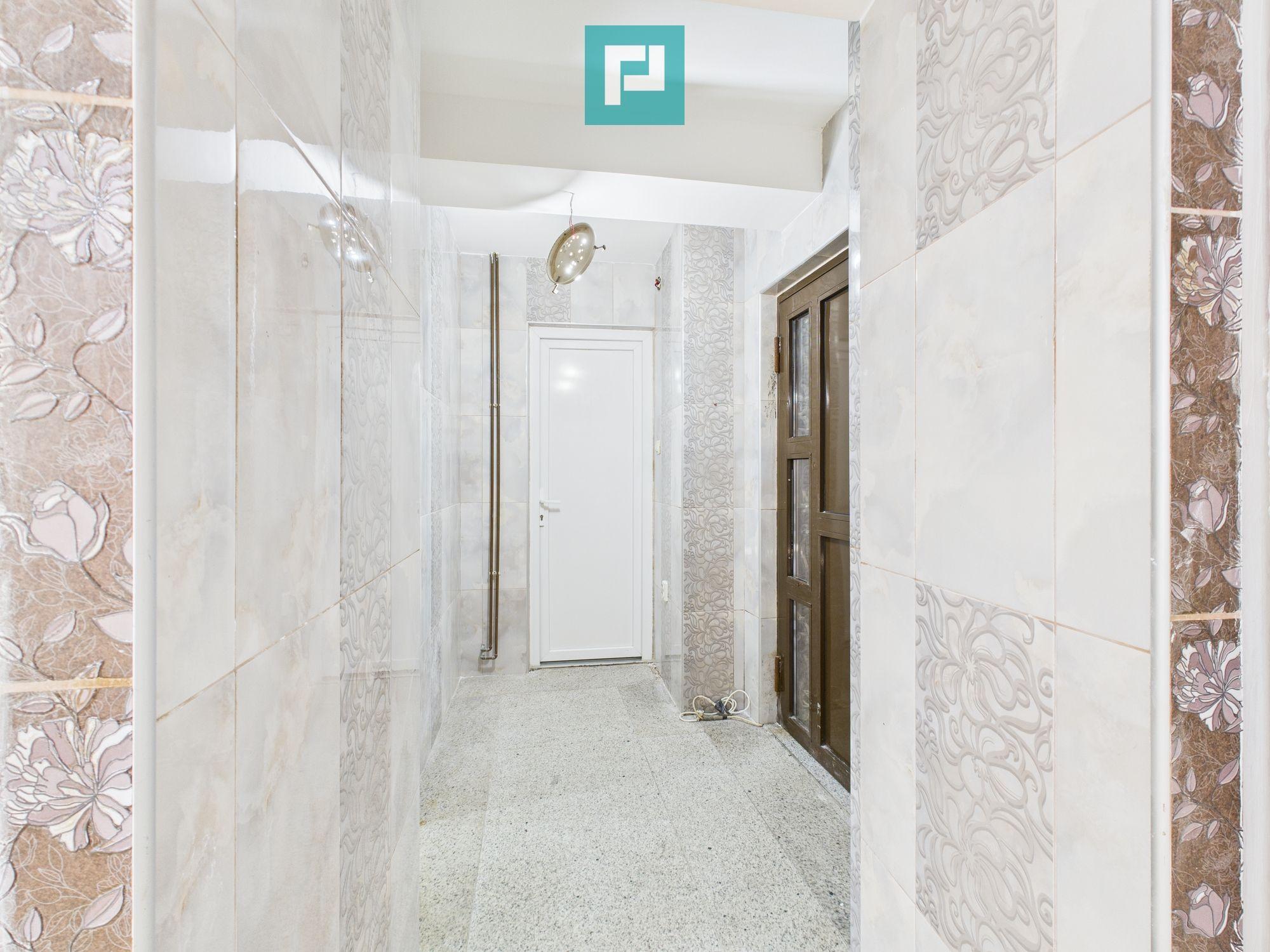 Apartament 4 camere, Bulevardul Revoluției - 9