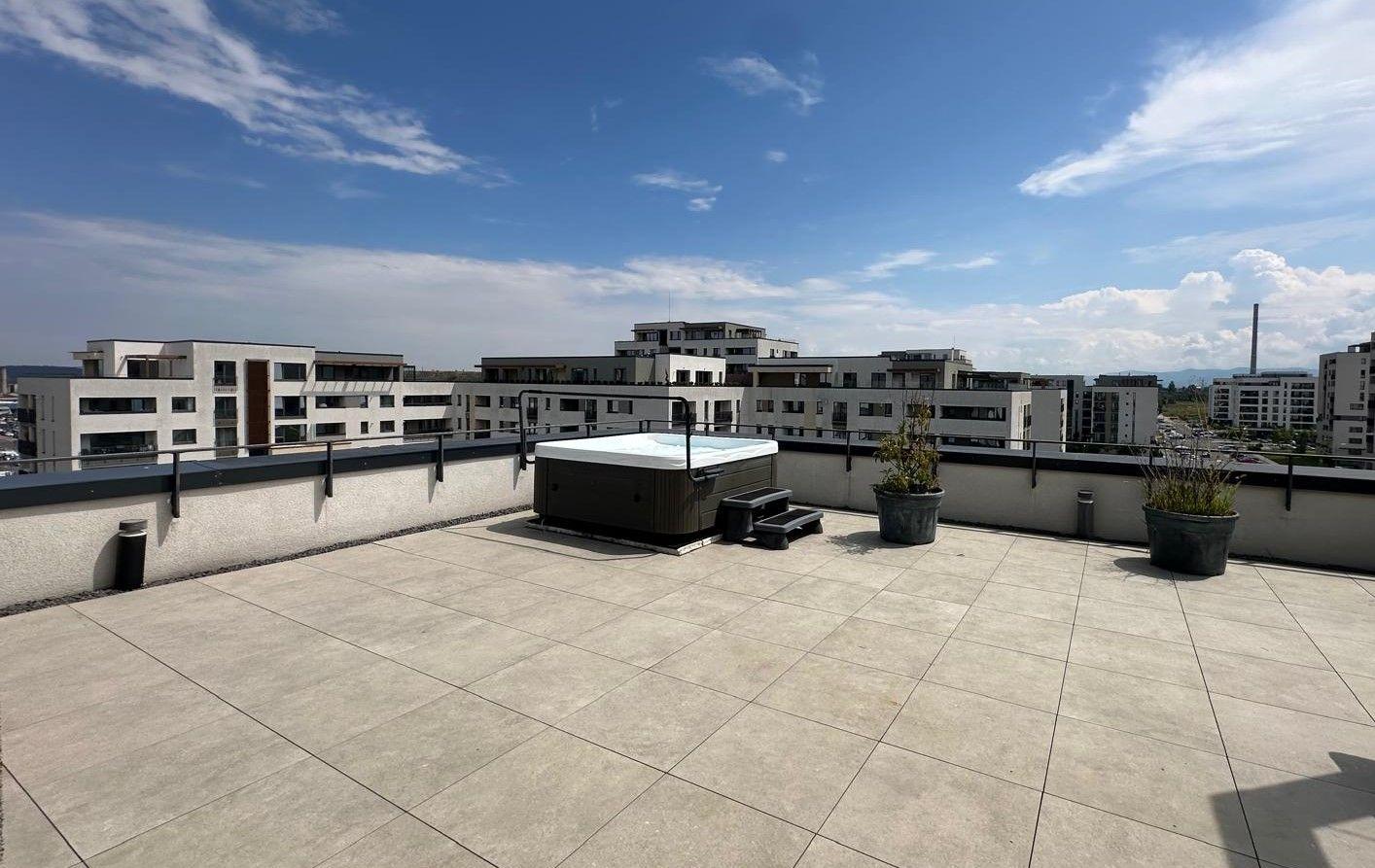 Inchiriem penthouse LUX 4 camere cu terasa de 122 mp zona Coresi - 26