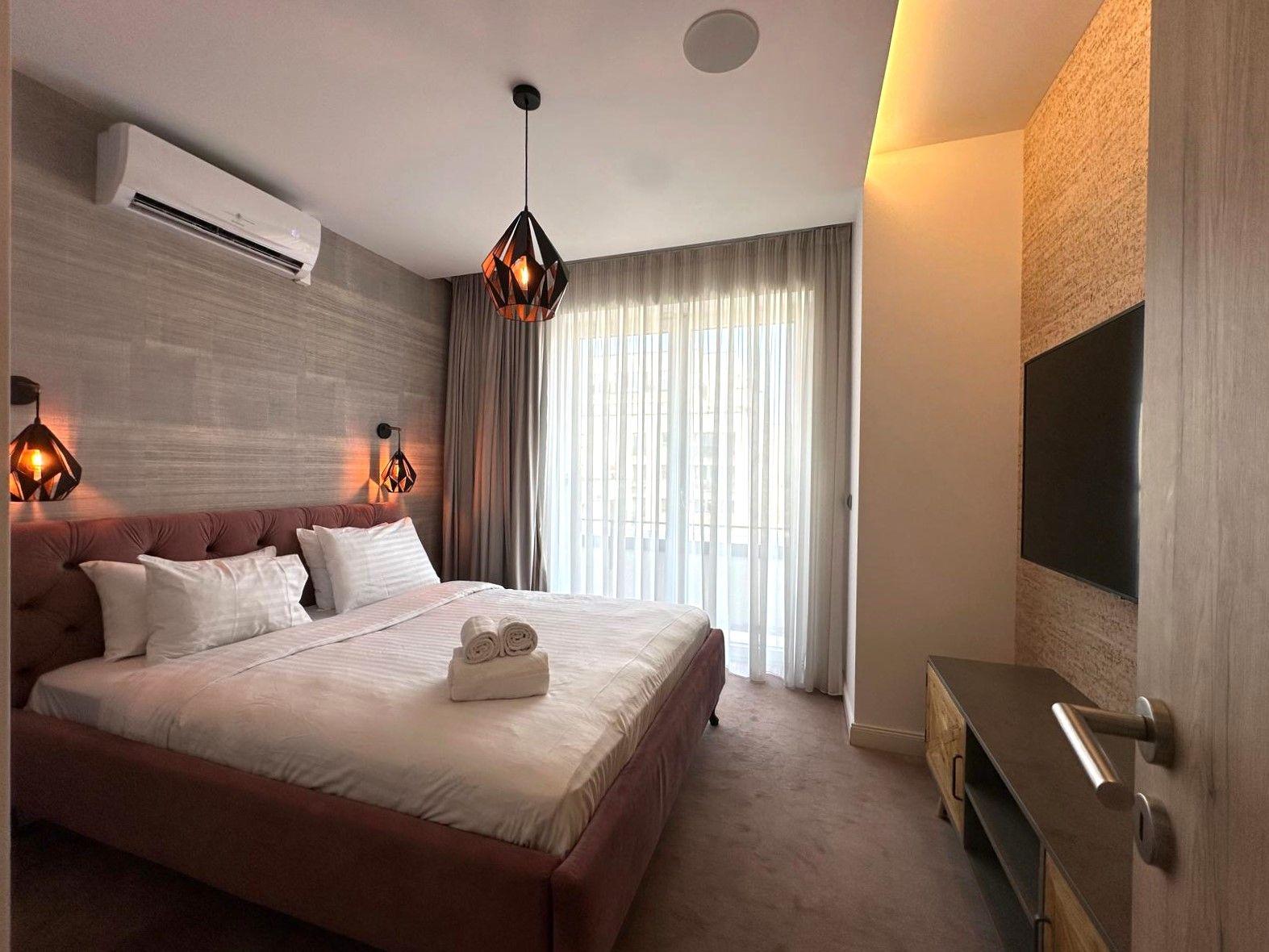 Inchiriem penthouse LUX 4 camere cu terasa de 122 mp zona Coresi - 12