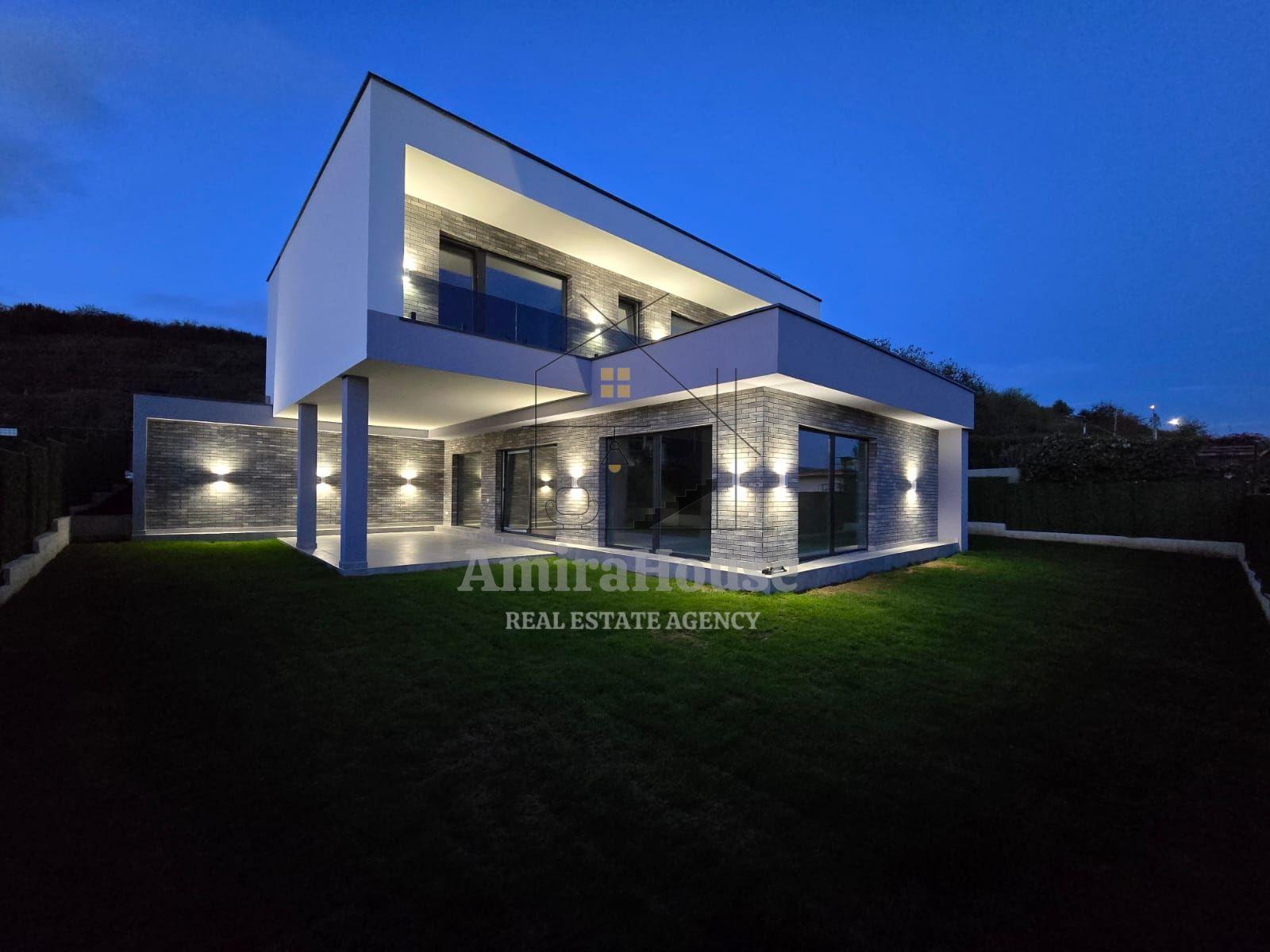 Casa individuala, 129 mp utili, teren 583 mp, terasa 68 mp, zona Sun Garden - 1