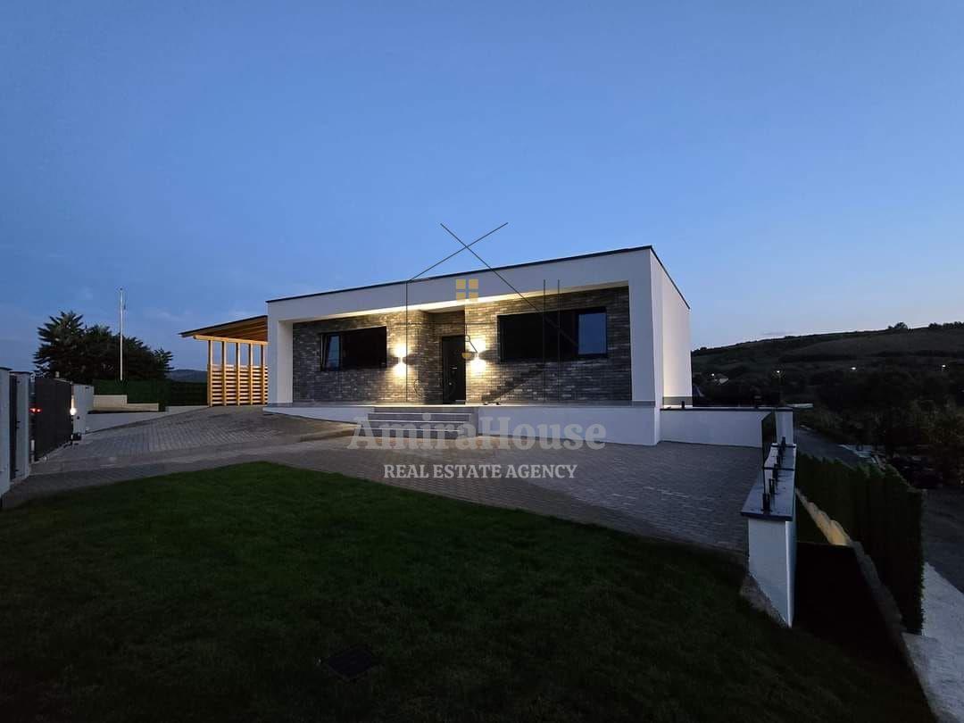 Casa individuala, 129 mp utili, teren 583 mp, terasa 68 mp, zona Sun Garden - 2