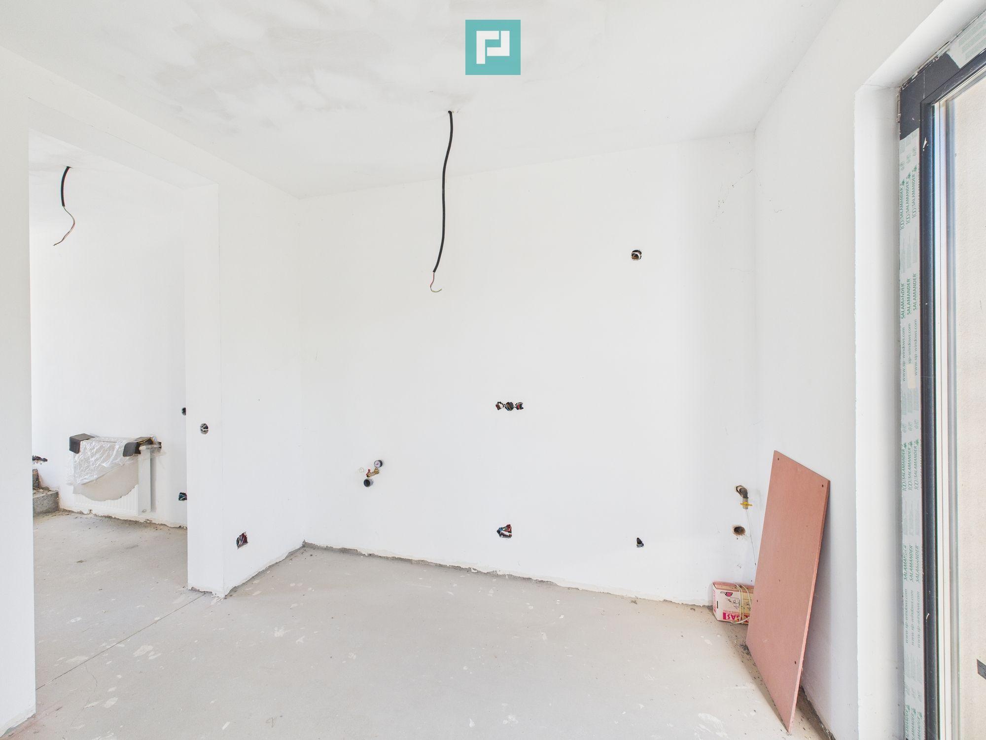 Casă modernă 3 dormitoare, curte generoasă și parcare dublă-CORBEANCA - 4