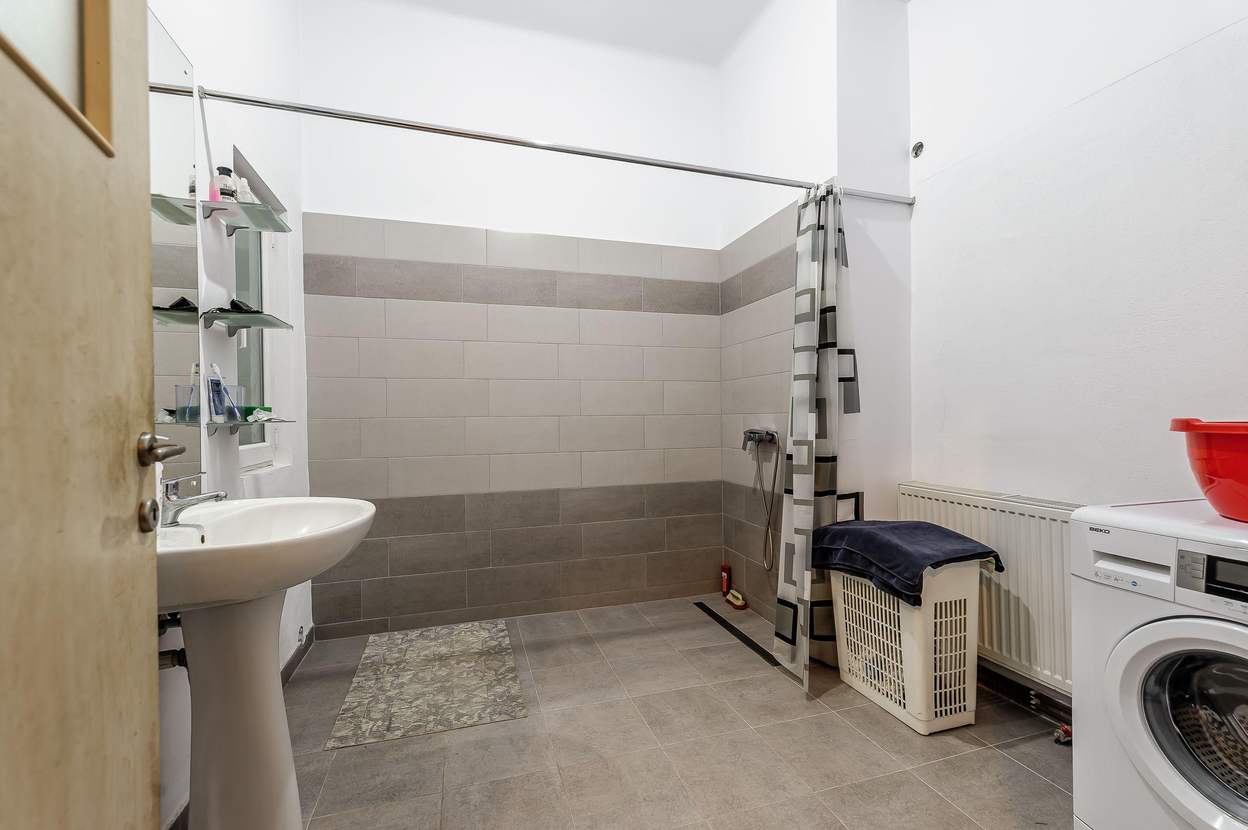 Apartament în Piața Catedralei, 93 mp utili. - 8