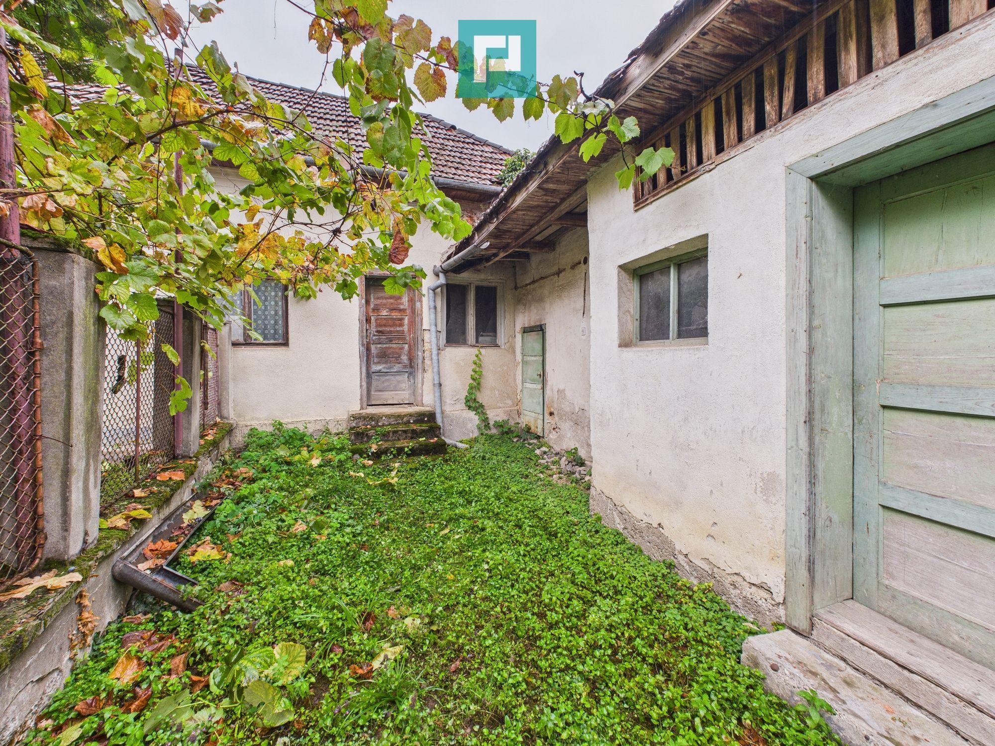 Casă cu 4 camere, în localitatea Gurahonț, Arad - 19