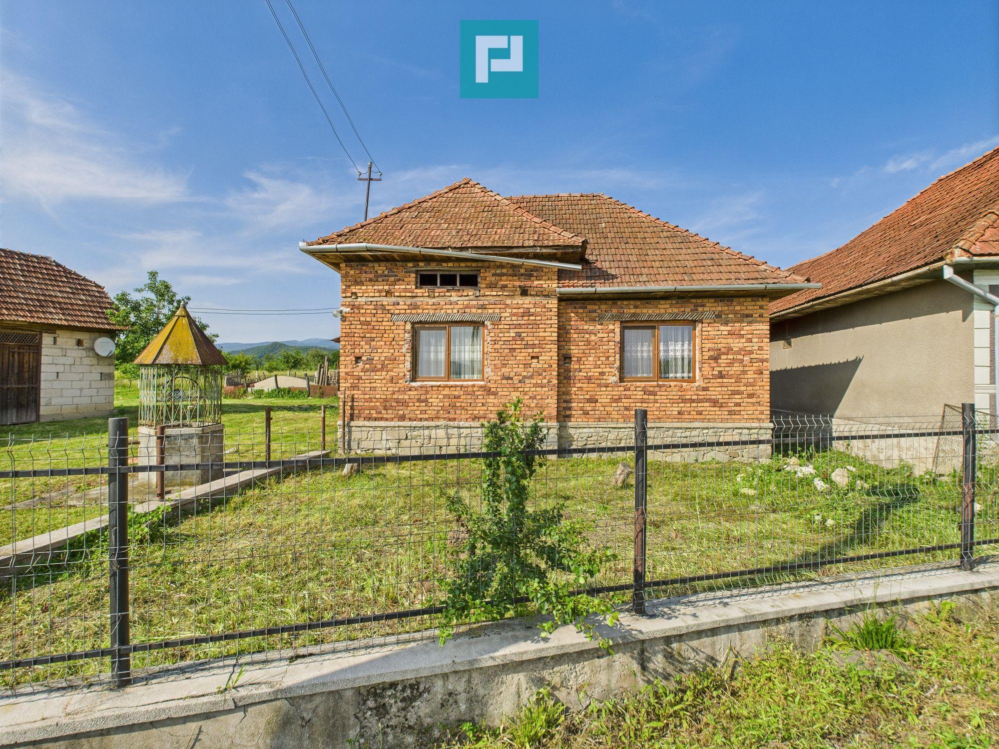 Casă cu teren de 4707 mp în Hălmăgel, județul Arad - 29
