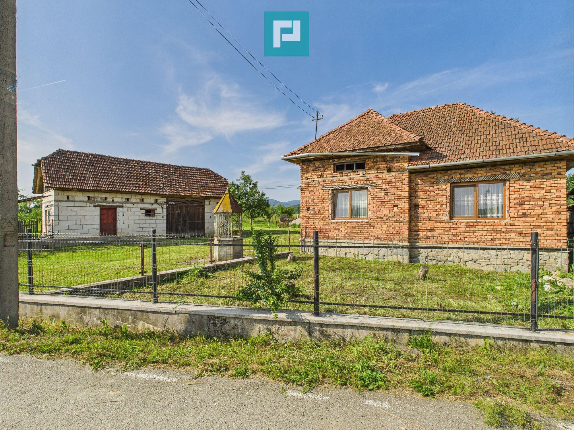 Casă cu teren de 4707 mp în Hălmăgel, județul Arad - 22