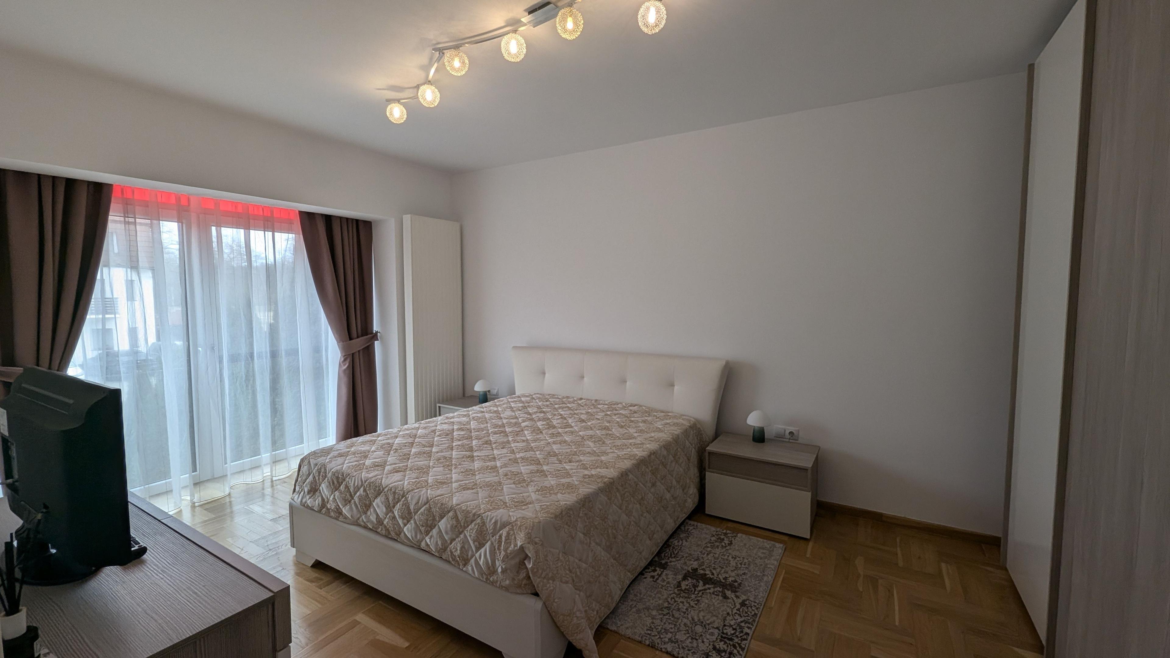 Casa P+E+M cu 5 camere, 236 mp utili, zona Padurea Dumbrava - 3