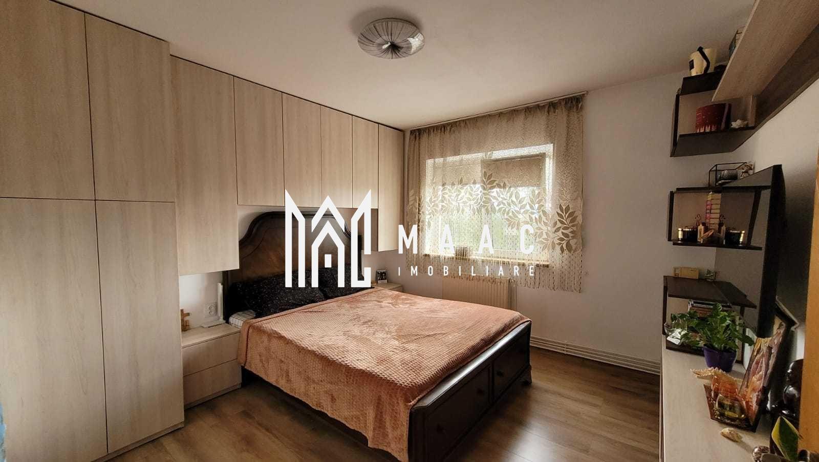 Apartament 3 camere | Decomandat | Balcon | Vasile Aaron - 1