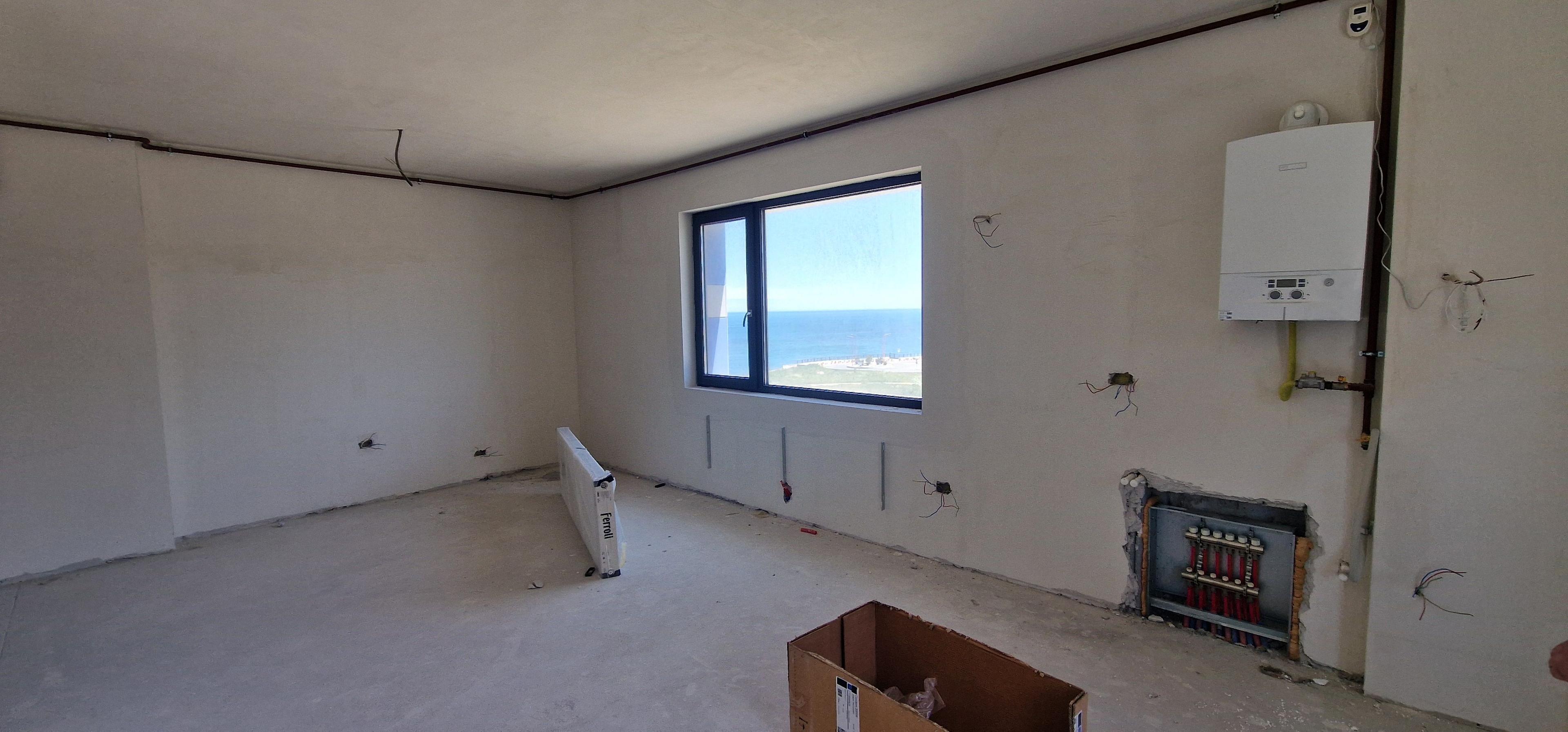 Faleza Nord apartament cu 3 camere, vedere la mare. - 1