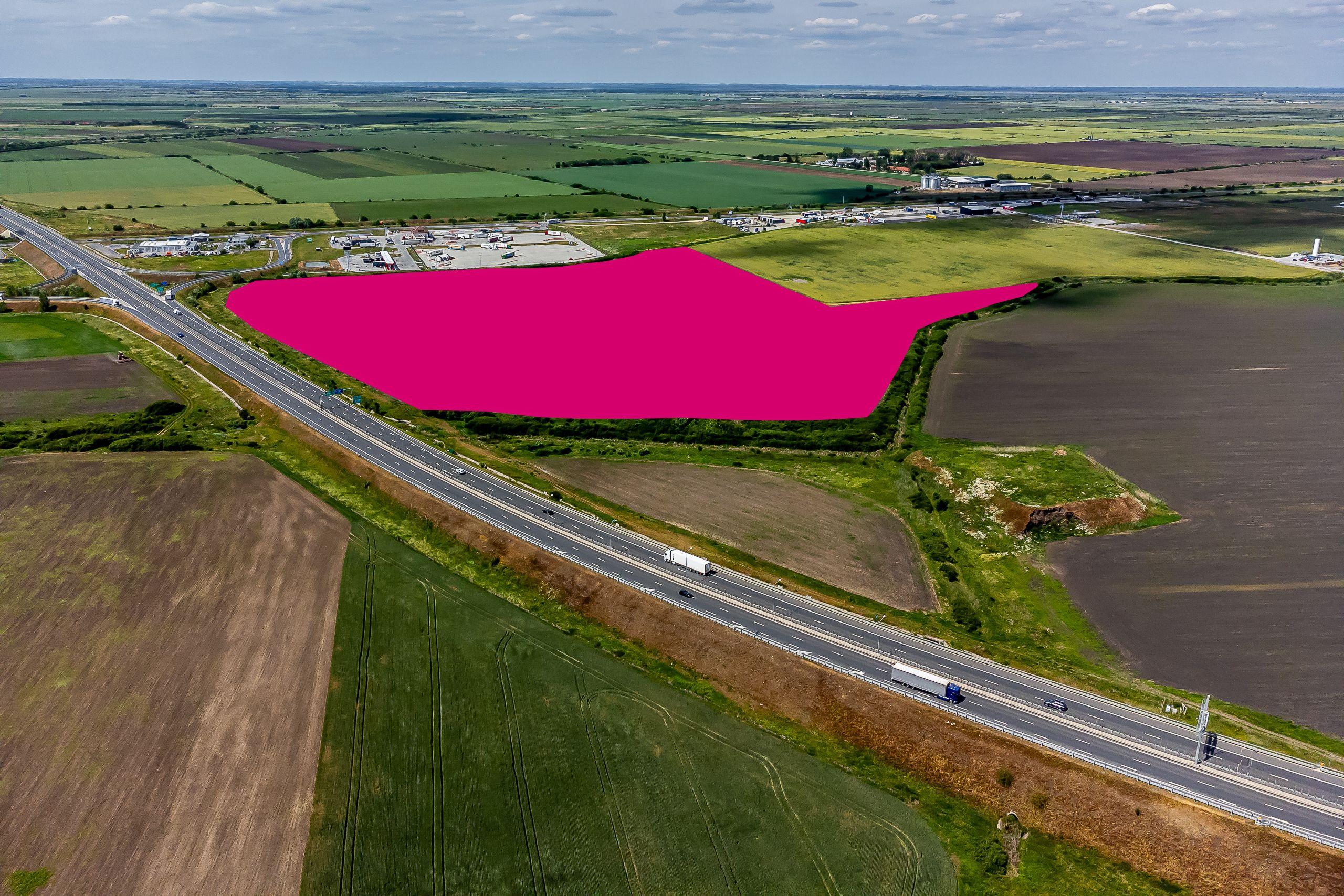 Investiție strategică: Teren cu PUZ pentru un parc logistic - 3