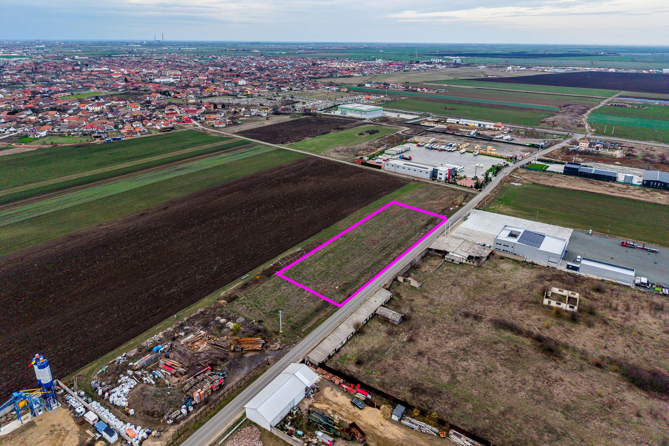 Teren cu acces DN7 și A1, ideal pentru dezvoltări industriale - 3