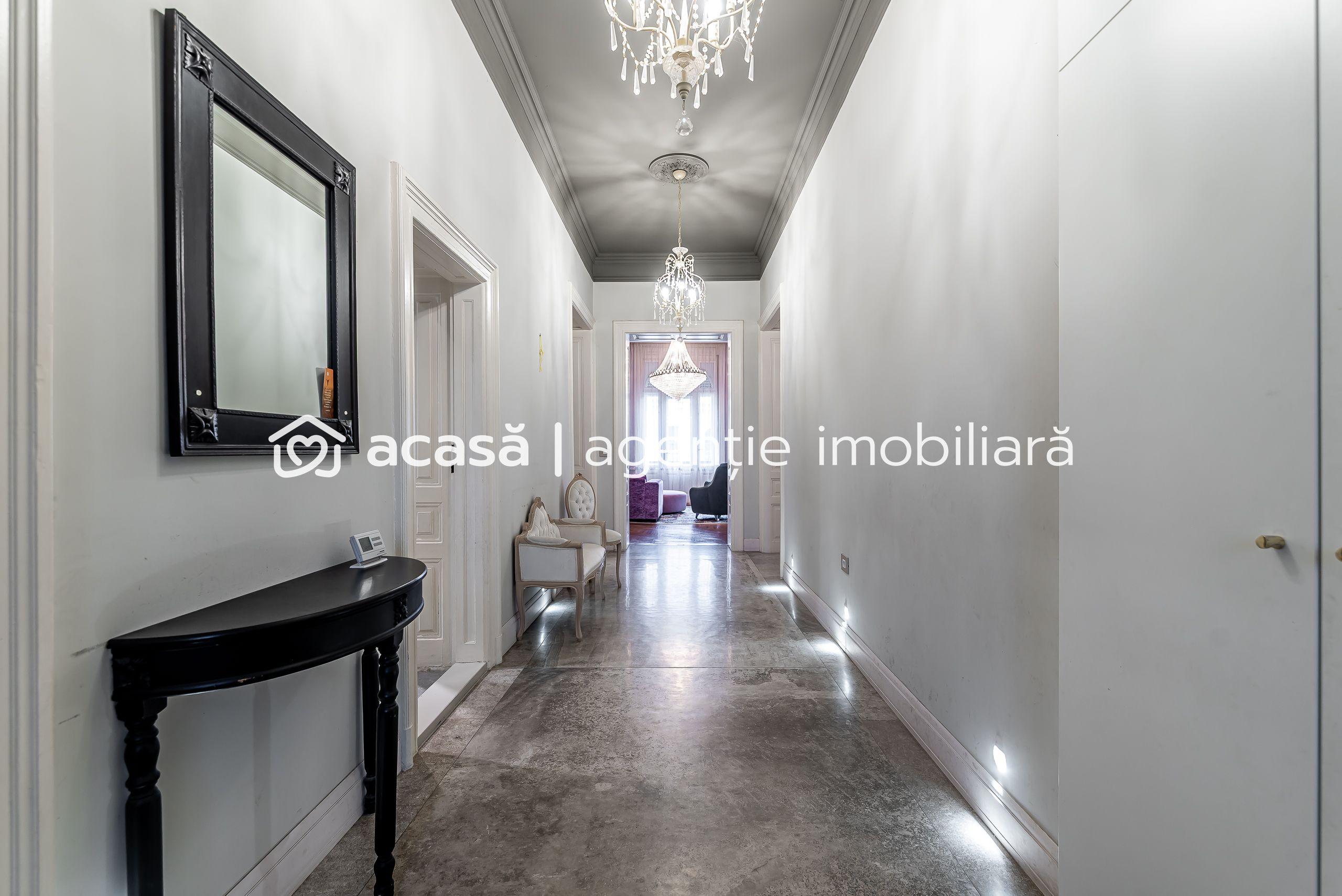 Apartament spatios cu 3 camere de LUX pe Metianu Comision 0 - 5