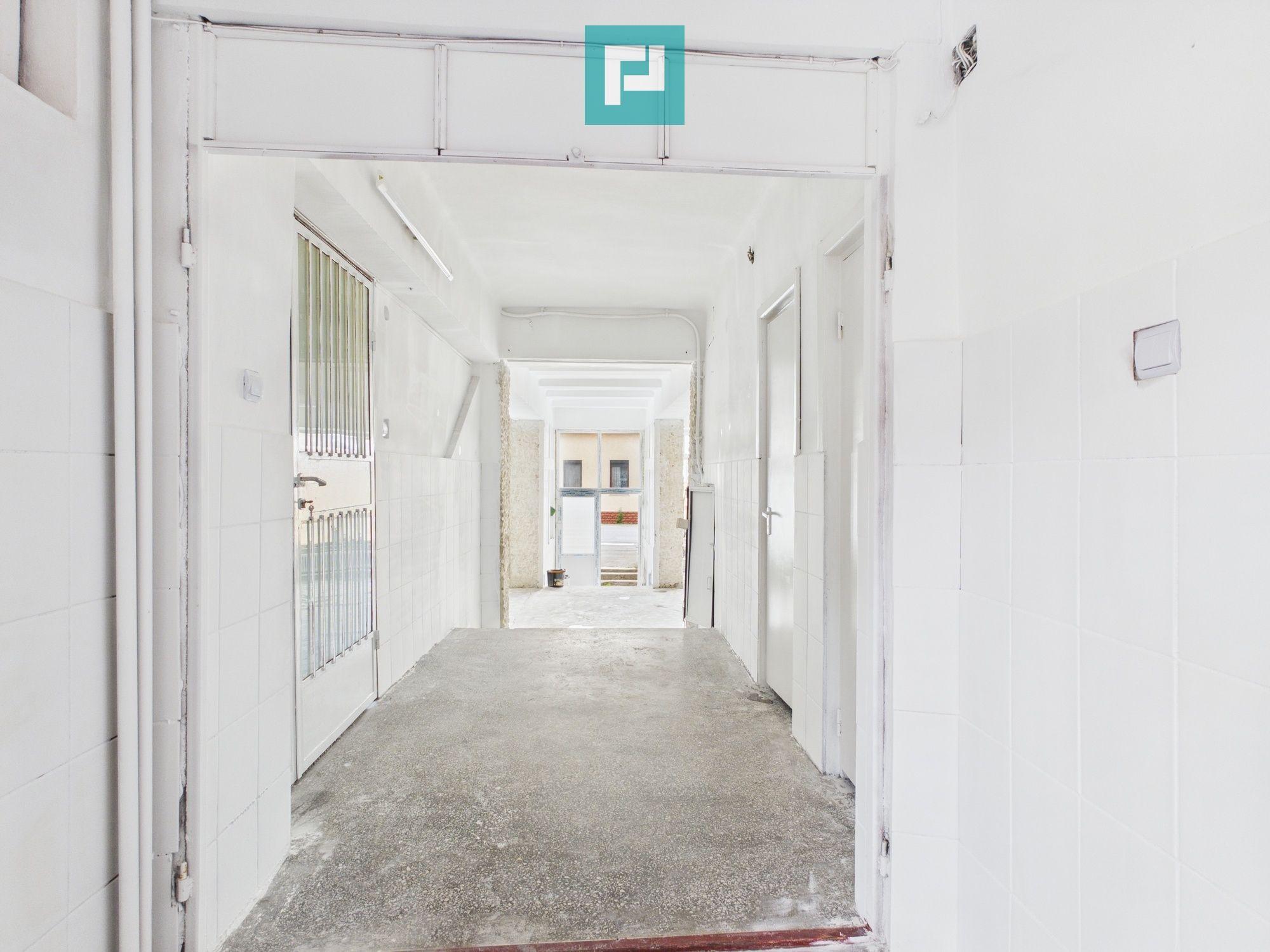 Spatiu comercial central Arad - 6