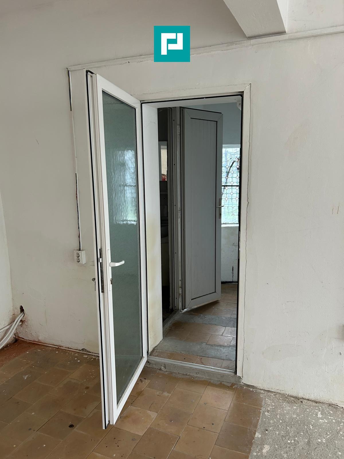 Spațiu depozitare, 42 mp, Complexul Studențesc - 7