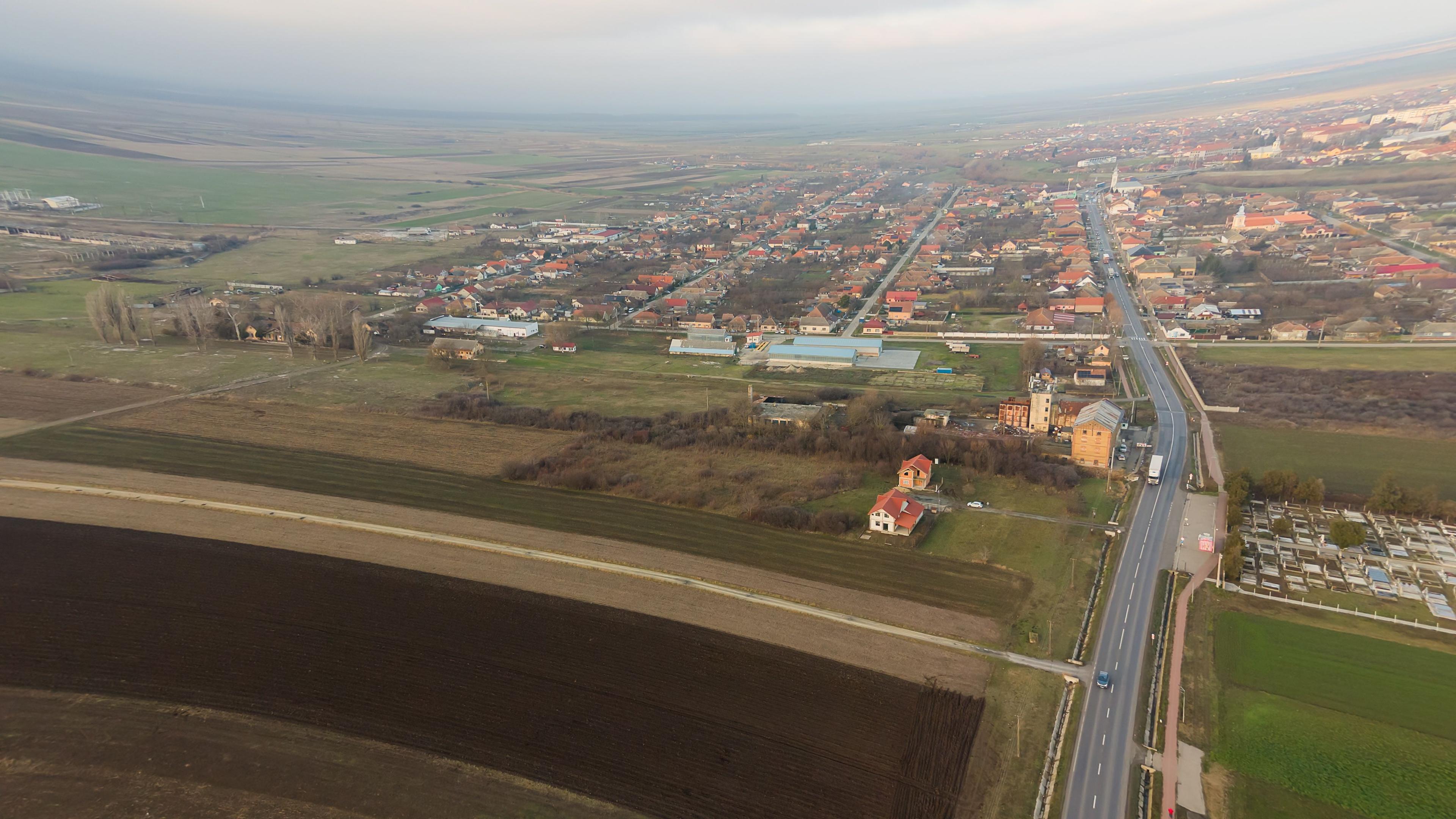 33 parcele intravilane 2 ha în Chișineu-Criș - 18