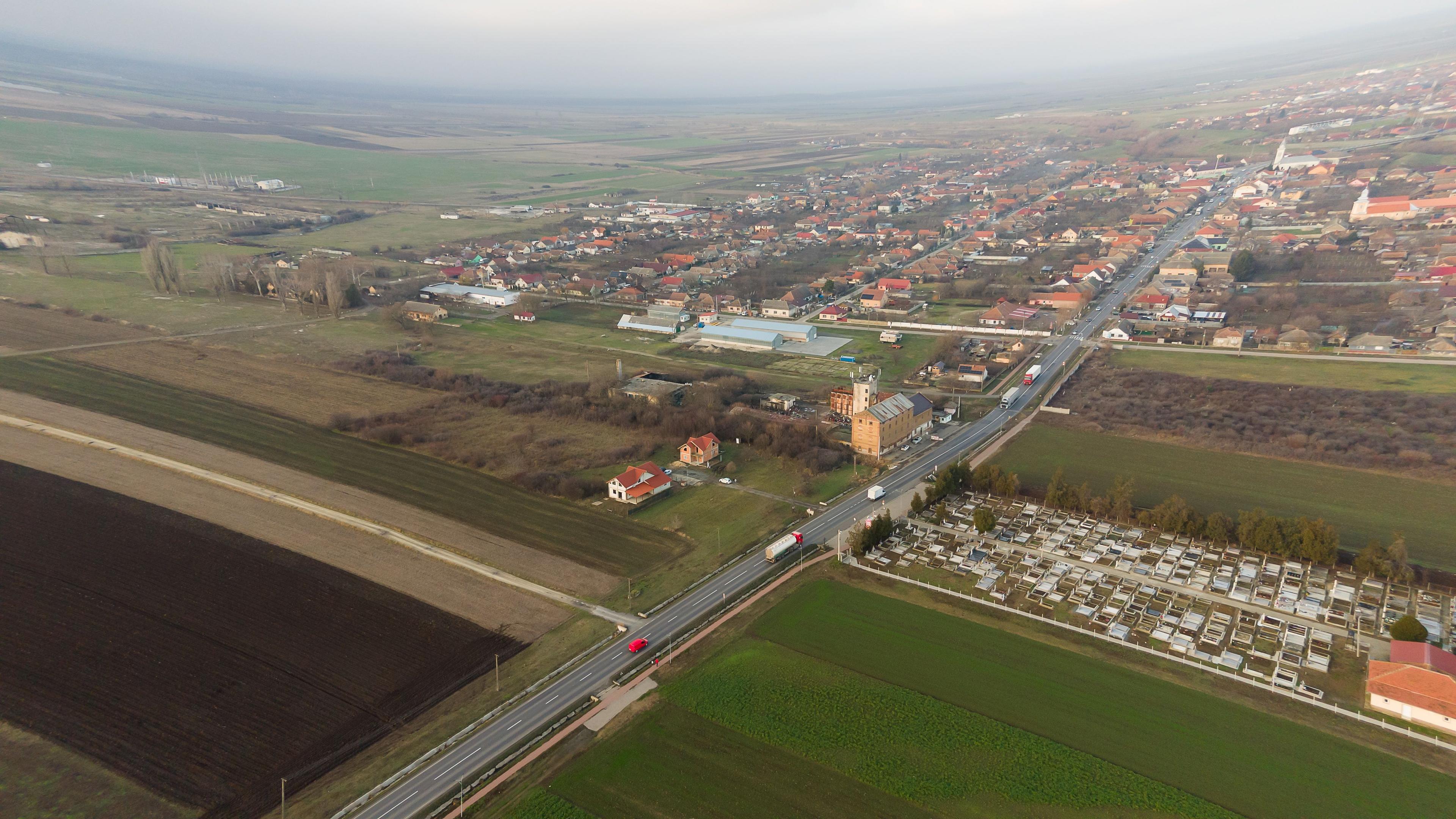 33 parcele intravilane 2 ha în Chișineu-Criș - 20