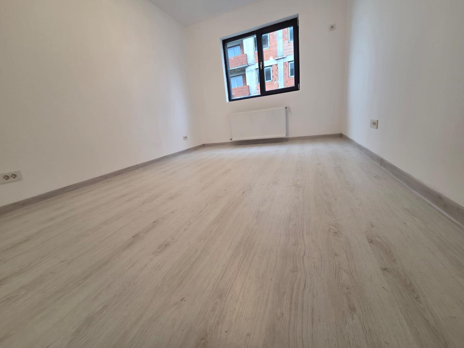 Garsoniera cartier Militari Residence - mutare imediata!! - 3