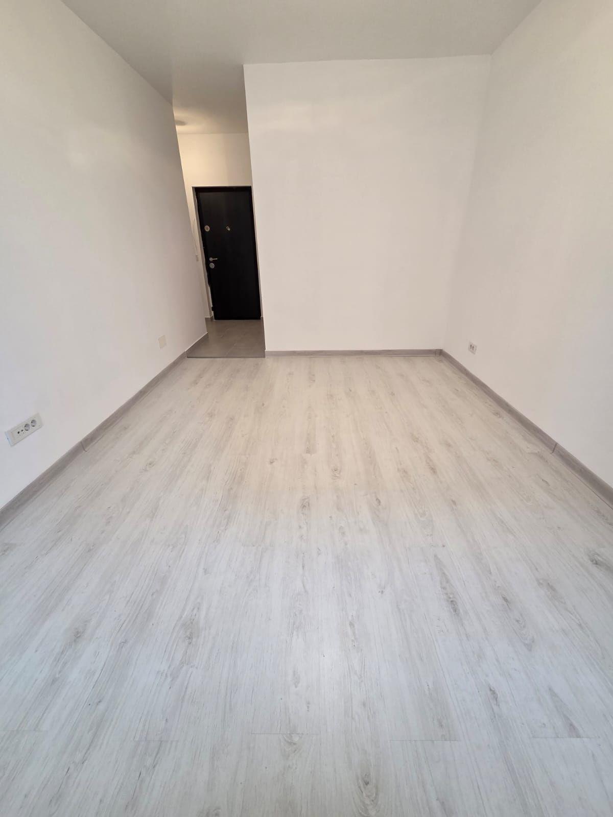 Garsoniera cartier Militari Residence - mutare imediata!! - 2