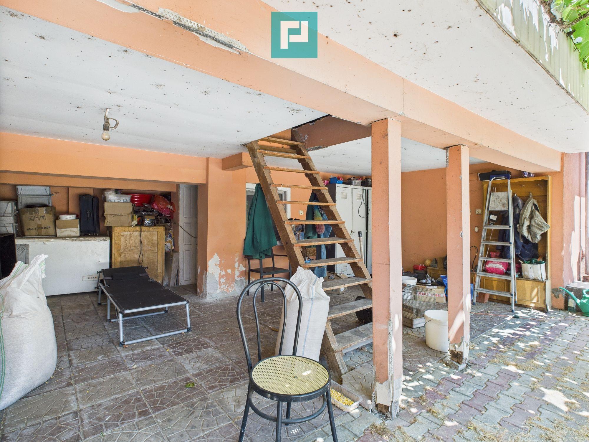 Casă cu 2 camere și teren de 1450 mp în Aradul Nou - 9